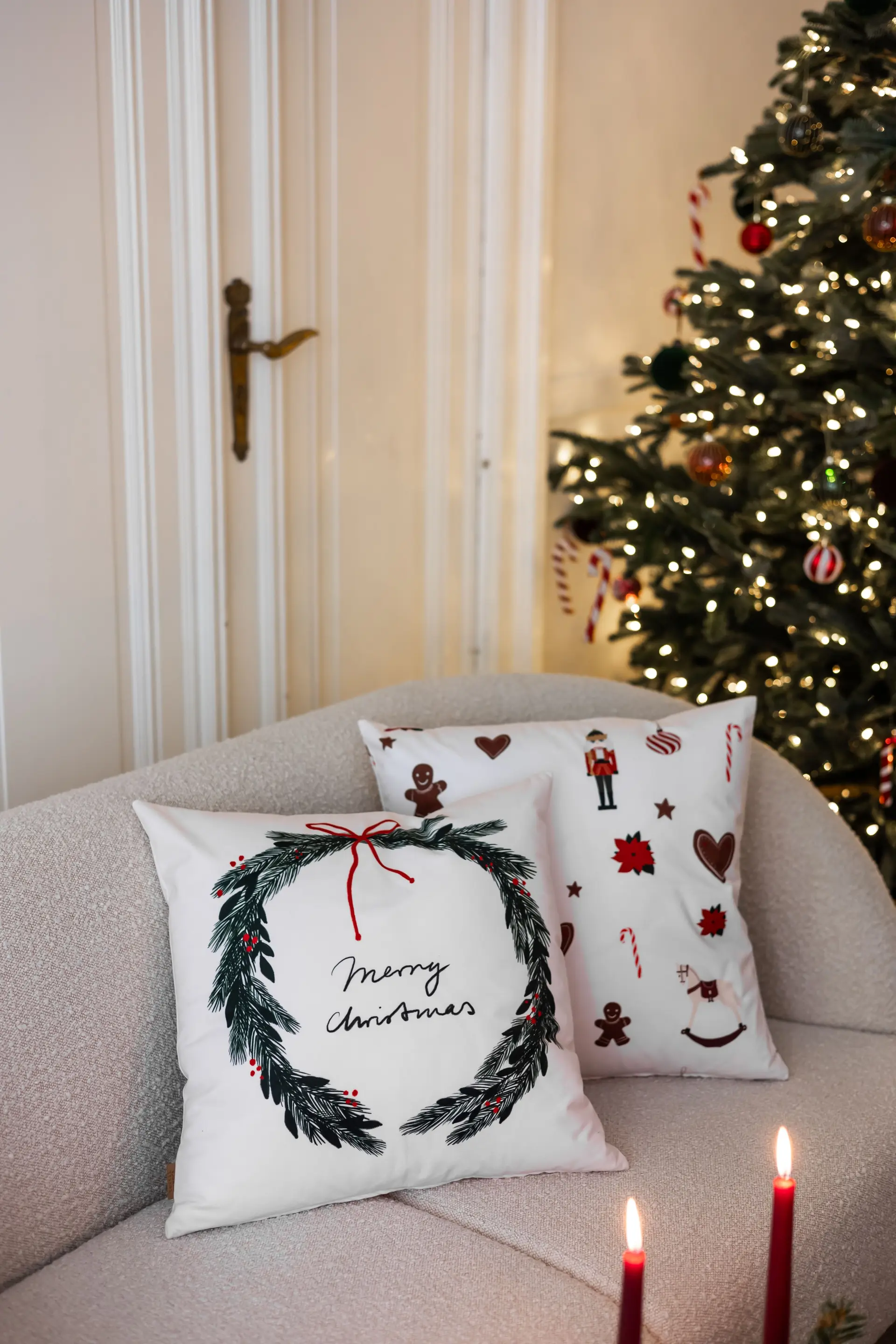 Kissen Weihnachten Muster Beige von Sophie Augustin Illustration