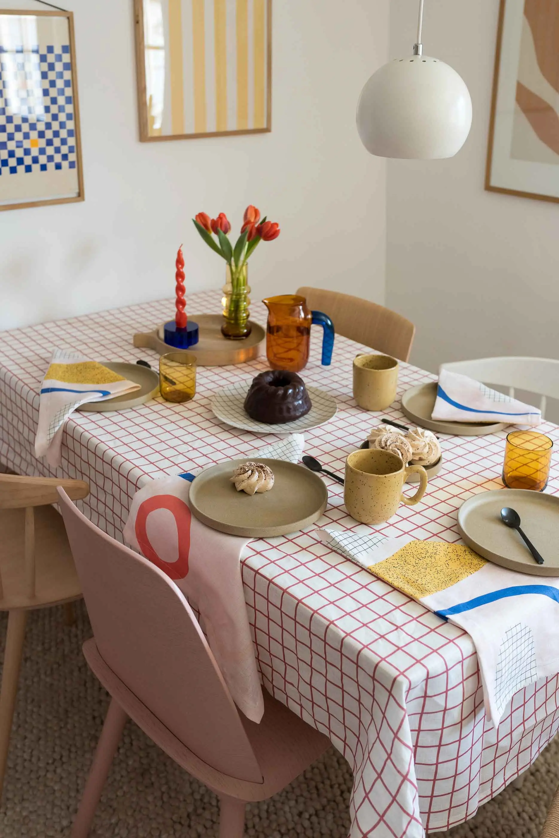 Entdecke die farbenfrohen Designs von Studio Rosagrau