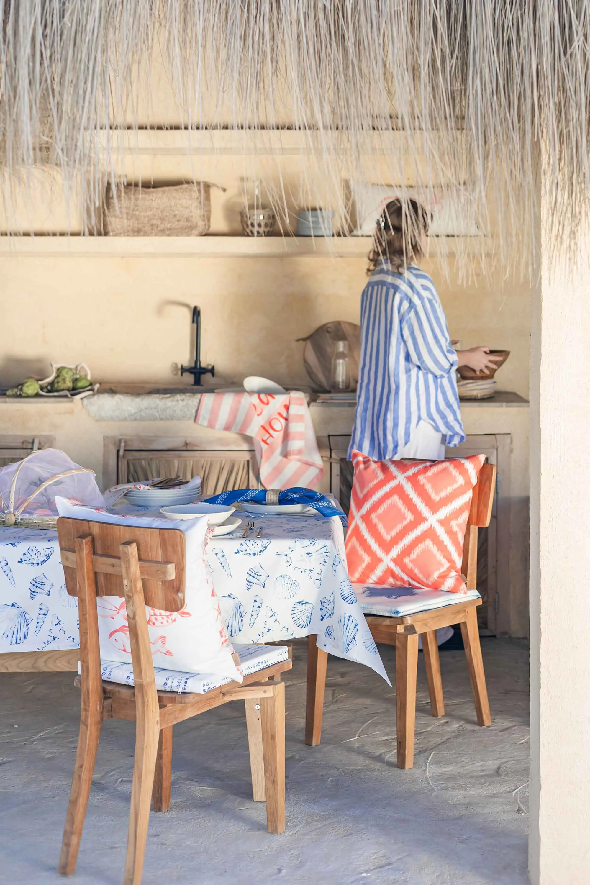 BEACH HOUSE