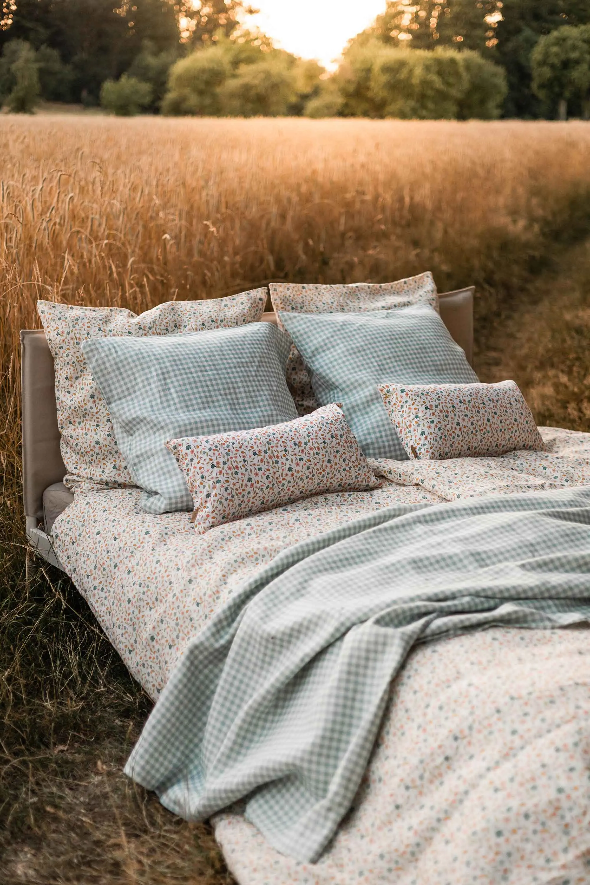 Ein Bett im Kornfeld