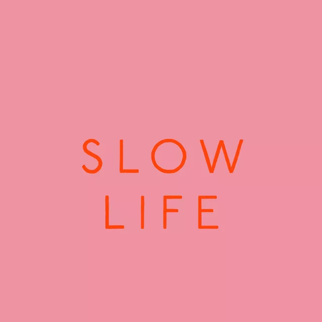 Kissen Slow Life Typo pink