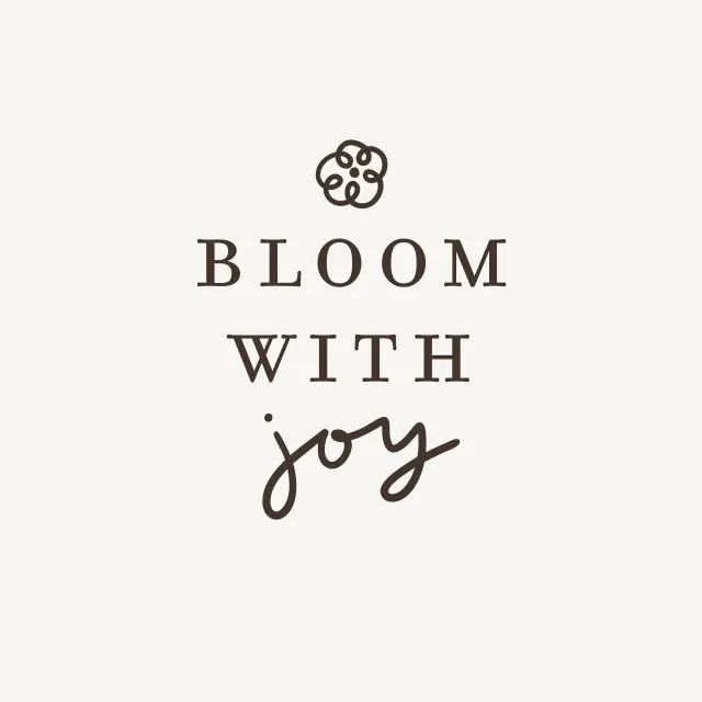 Kissen Bloom with Joy beige