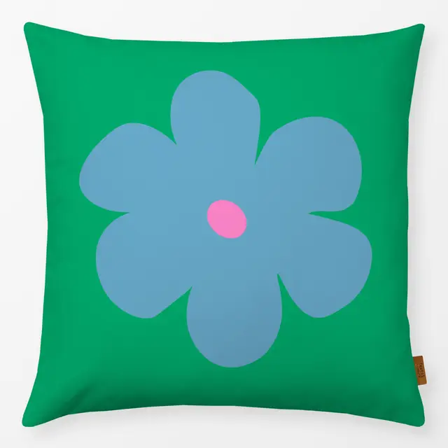 Kissen Blumenmuster Sommer Blau von Alisa Knöß