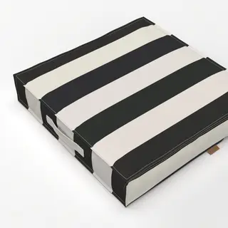 Bodenkissen Classic Black & White Stripes