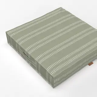 Bodenkissen Beige auf Sage Grün