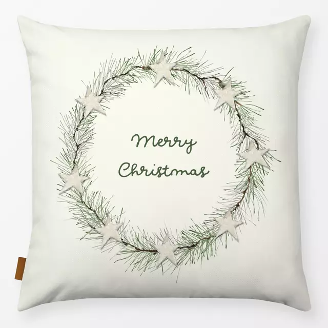 Kissen Merry Christmas Scandi Kranz von Monika Strigel
