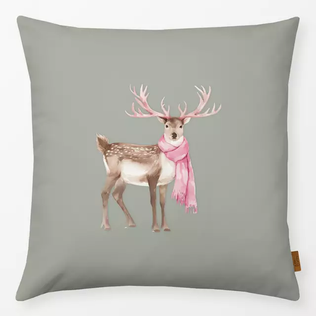 Kissen AlpenChic Hirsch mit Schal von Monika Strigel