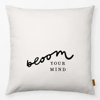 Kissen Bloom Quote schwarz