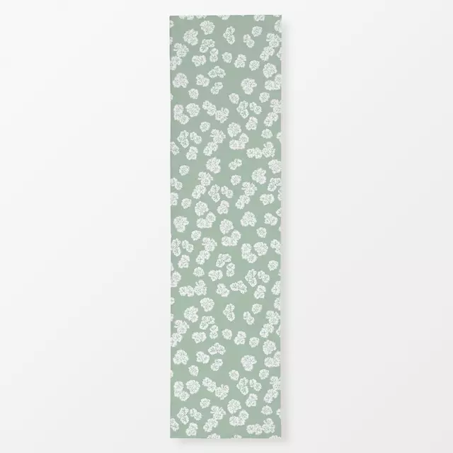 Tischläufer Frühling Kirschblüten in grün von Katrin Graff