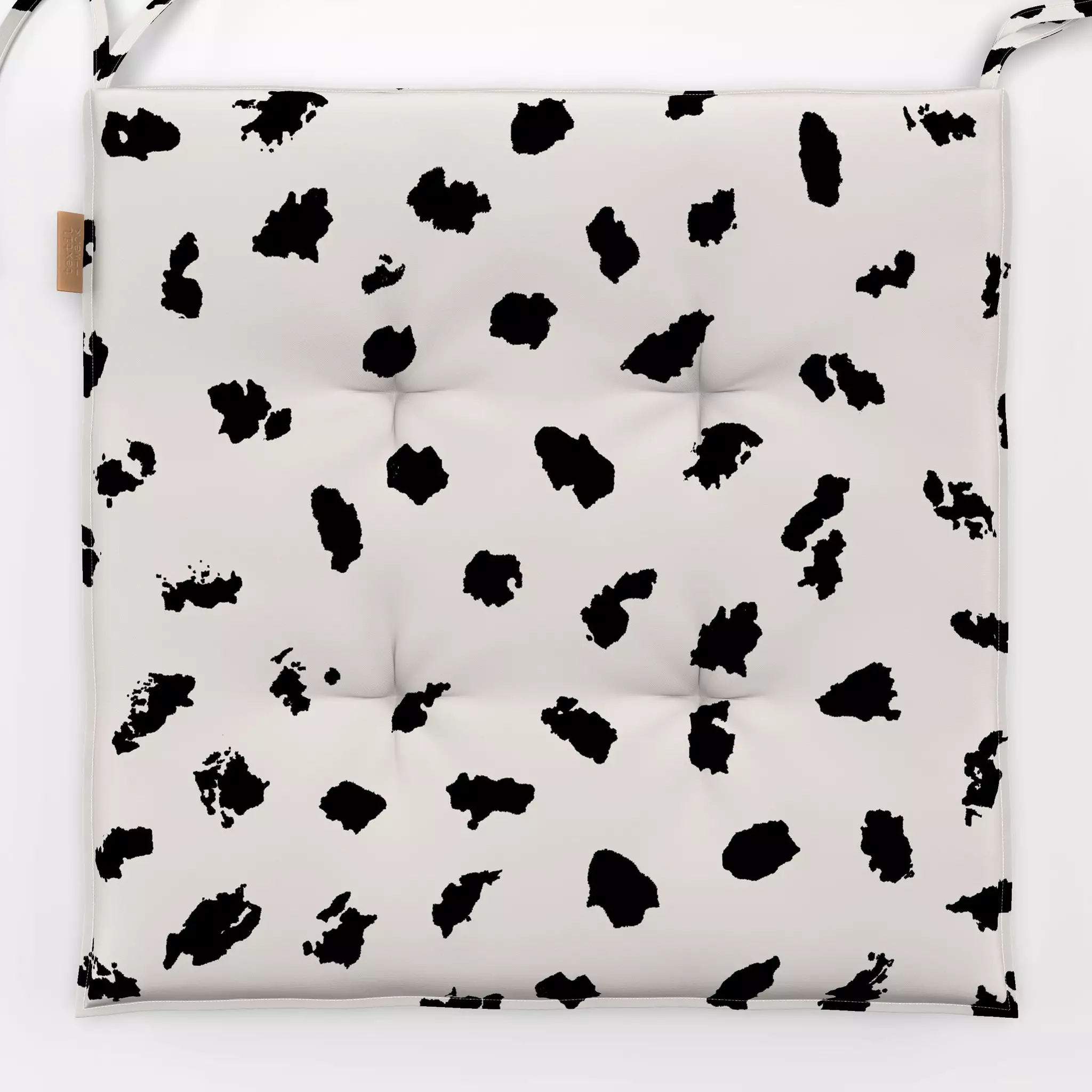 Sitzkissen Leo - Symbole & Muster - von „Julia Schumacher"; Muster, schwarz, minimal, Pinsel, abstrakt, Punkte, beige, Leopa...