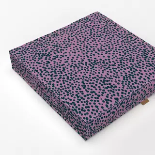 Bodenkissen Dark pine dots on lilac