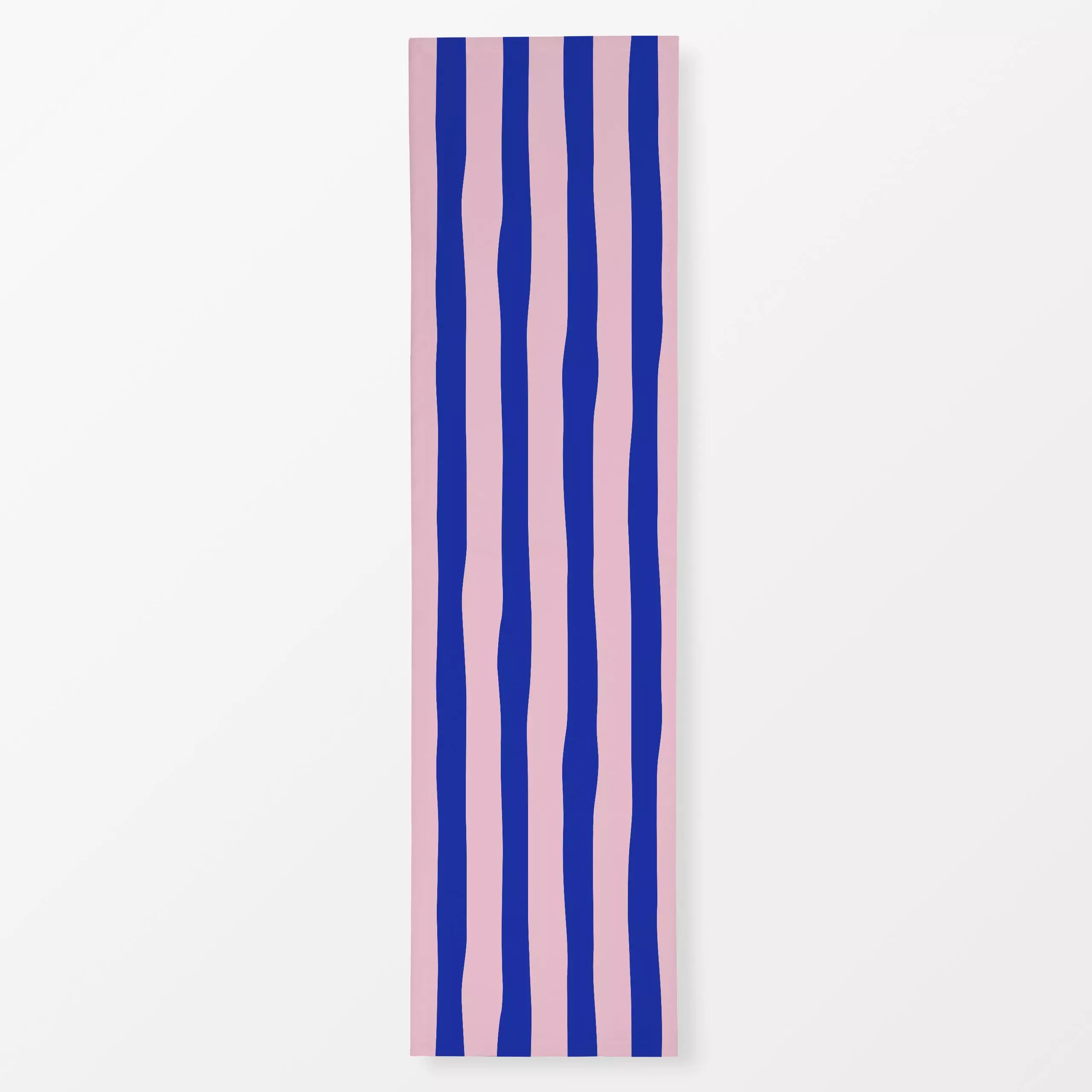 Tischläufer Streifen blau-rosa - Sommer, Symbole & Muster - von „moDeern Design Studio"; Streifen, modern, gestreift, Garten...