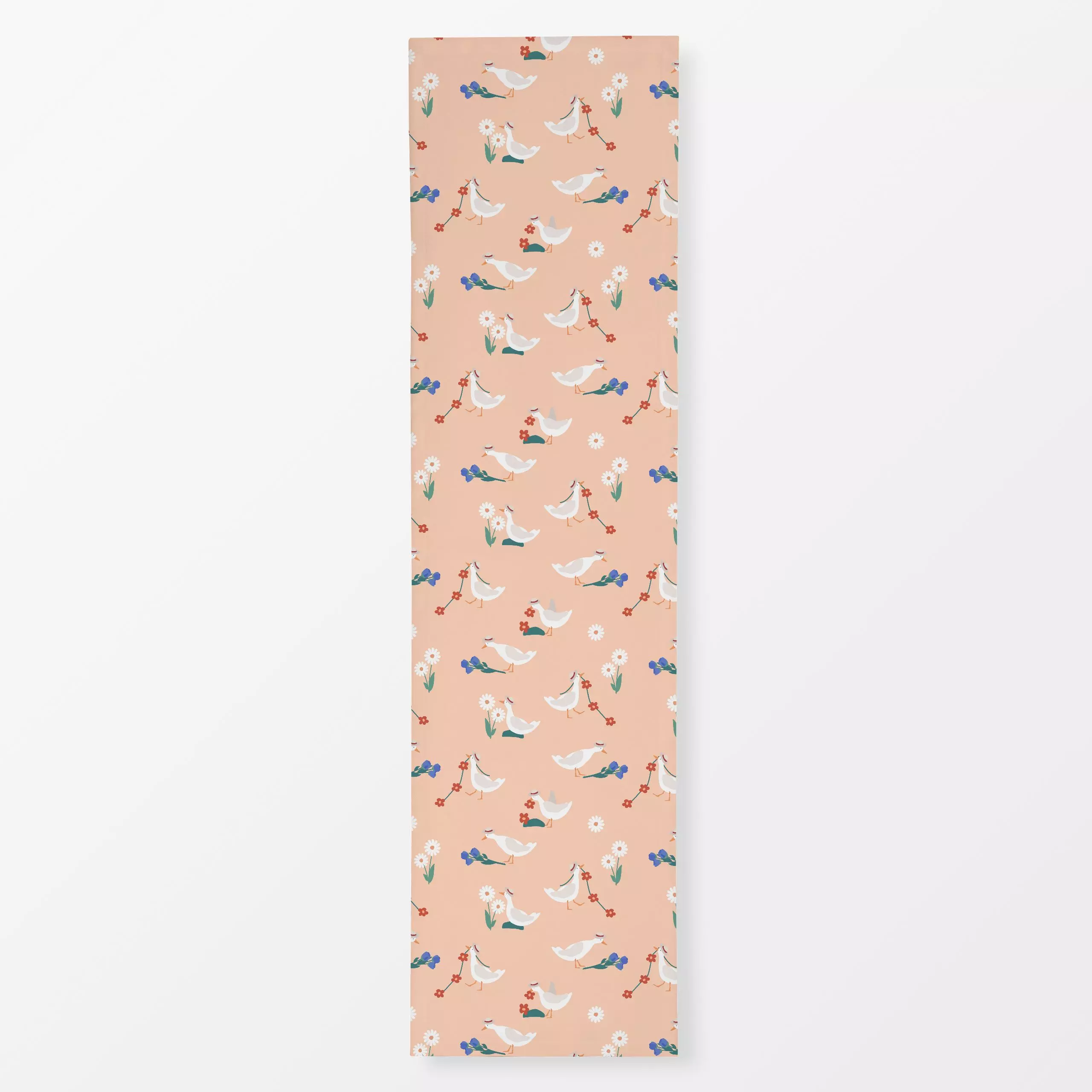 Tischläufer Gans in der Blumenwiese peach, Blumen, fürs Kinderzimmer, Frühling, von Jana Moßmann