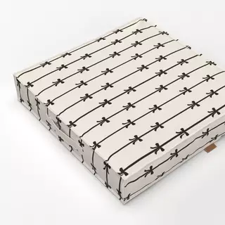 Bodenkissen Schleifen und Streifen