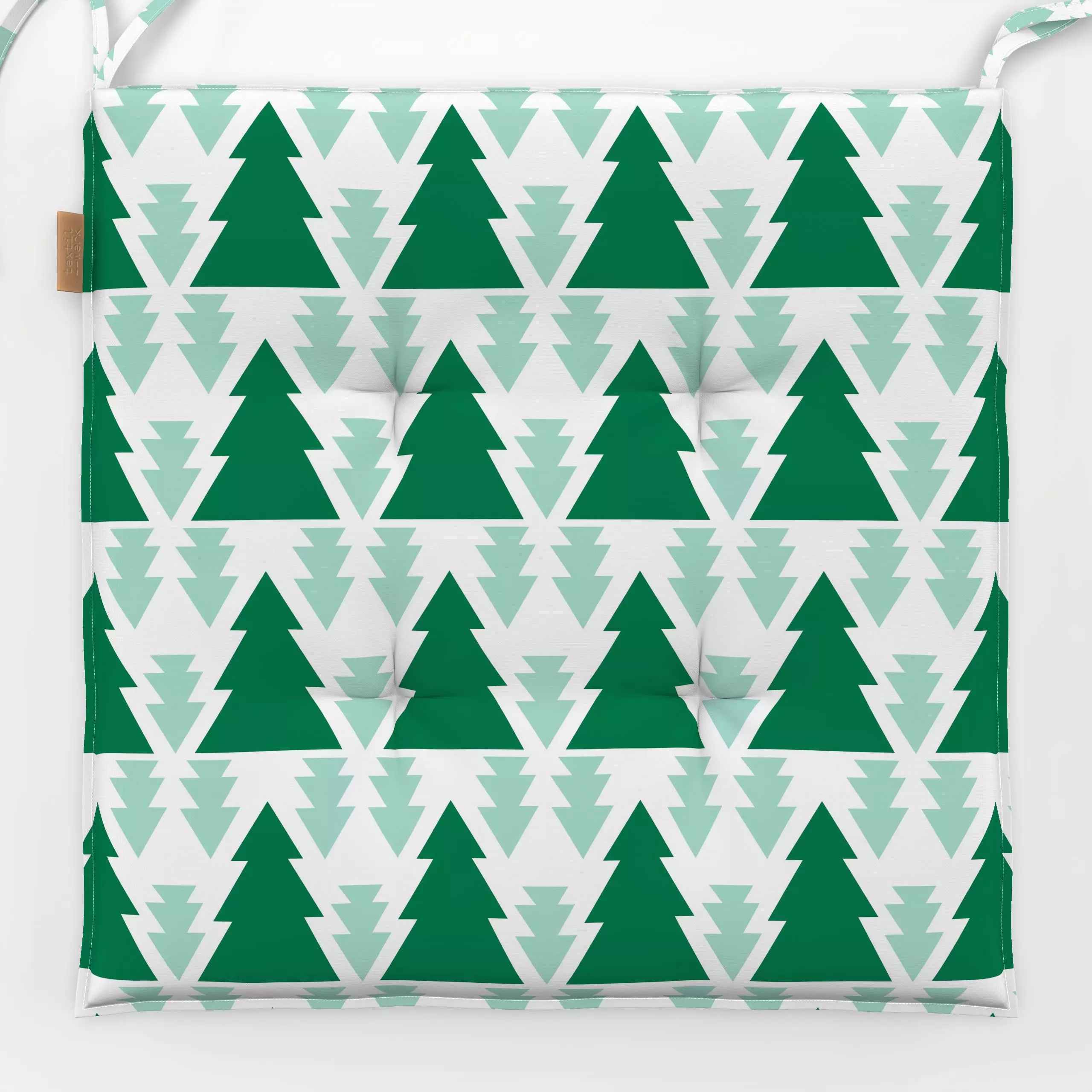 Sitzkissen Wintergreen Pines - Weihnachten, Symbole & Muster, Anlässe - von „Lisa Jasmin Bauer"; Tannenbaum, Weihnachten, Sc...