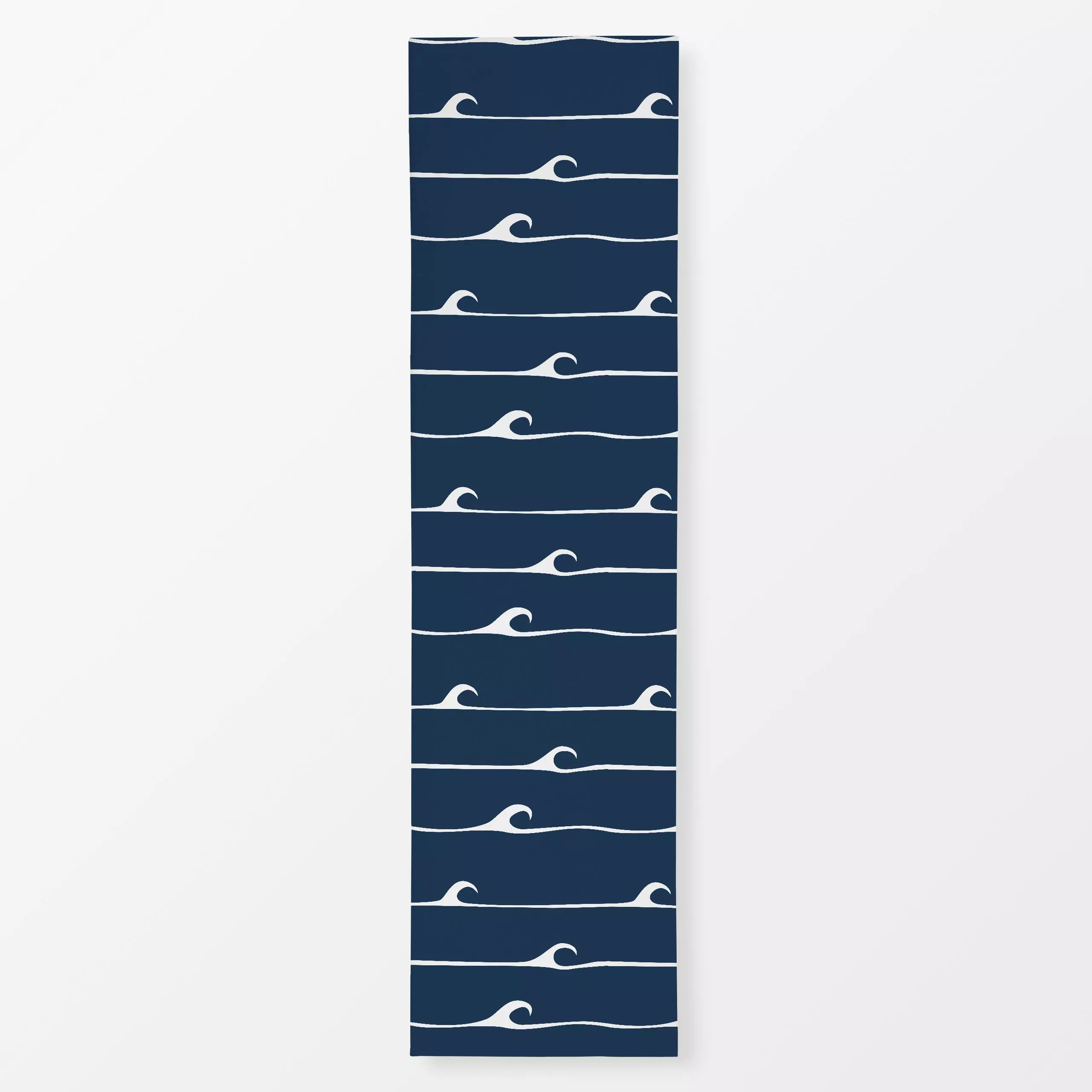 Tischläufer Wellen Dunkelblau - Sommer, Symbole & Muster - von „Katrin Graff"; minimal, Meer, Surfen, Schwimmen, modern, Som...