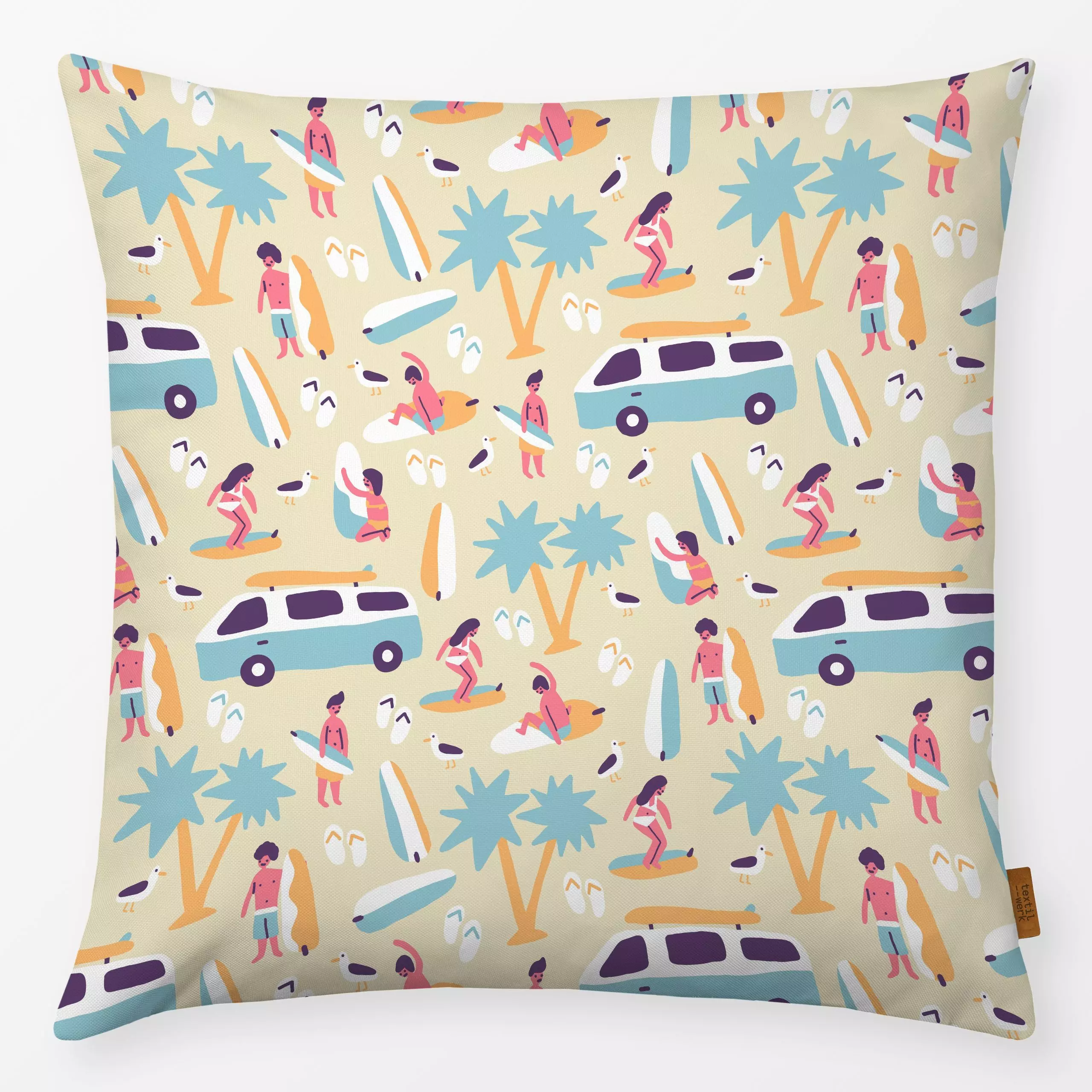 Kissen Surfers - Natur & Landschaft, Sommer - von „Sara Maese"; Surfen, Sommer, summer, Beach, Summerfeeling, Summercollecti...