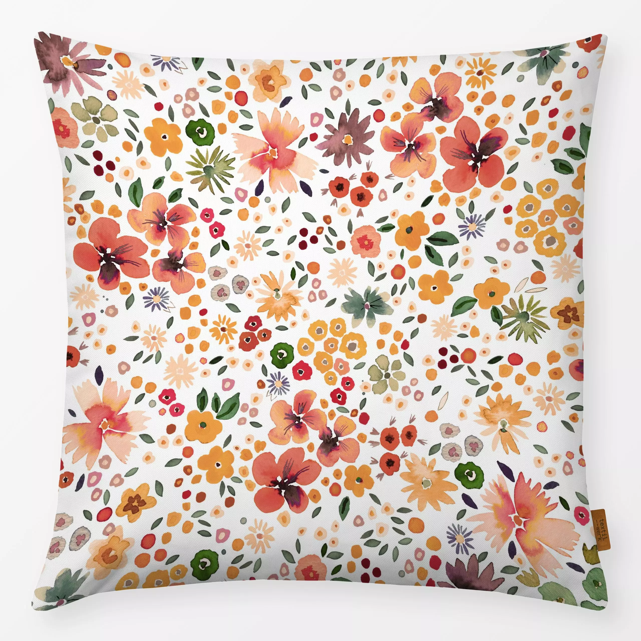 Kissen Millefleurs White Autumn - Blumen & Florales, Herbst, Pflanzen & Botanik - von „Ninola Design “; boho, Blumen, Cozy, ...