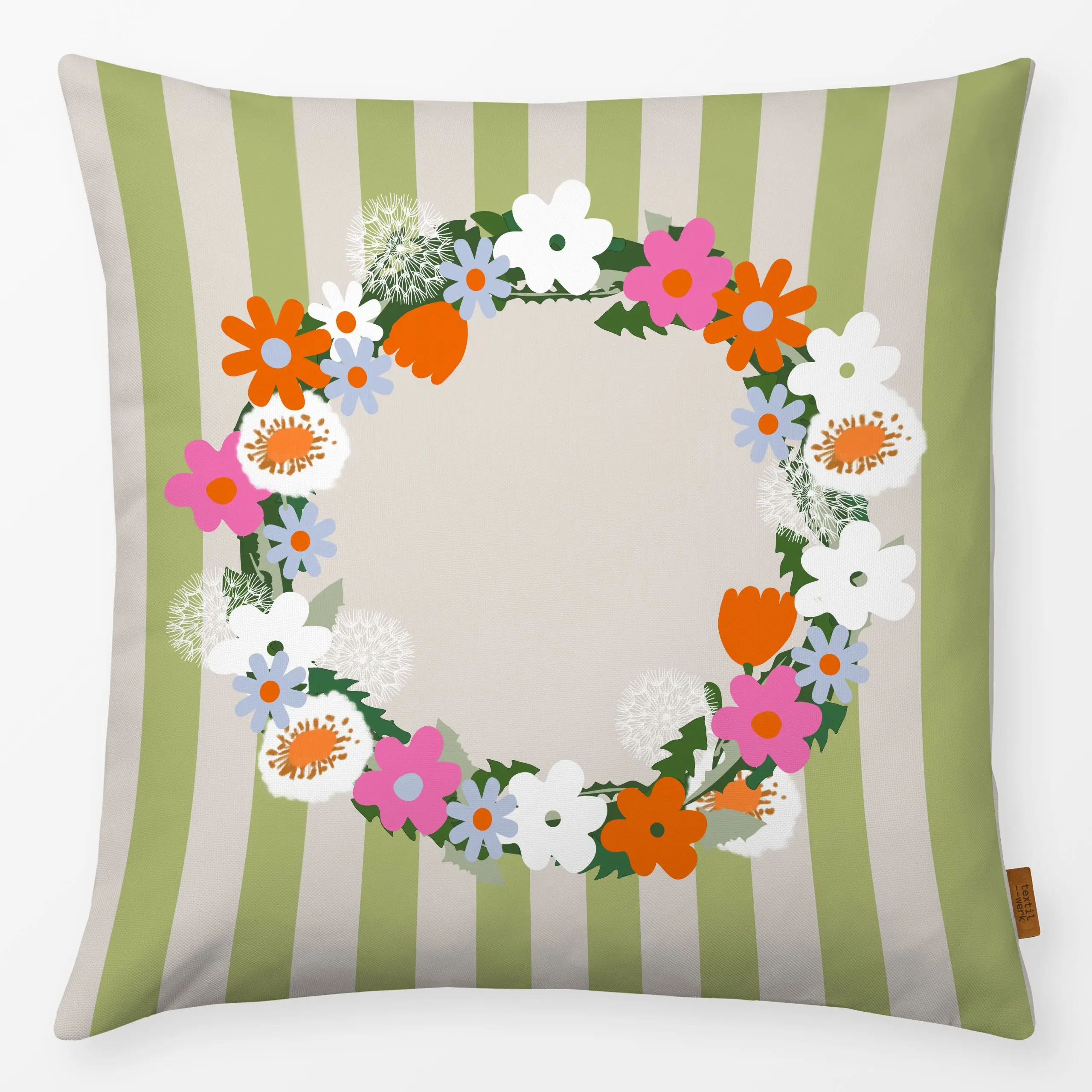 Kissen Wildblumenkranz Streifen Grün - Frühling, Sprüche & Schriftzüge, Symbole & Muster - von „Alisa Knöß"