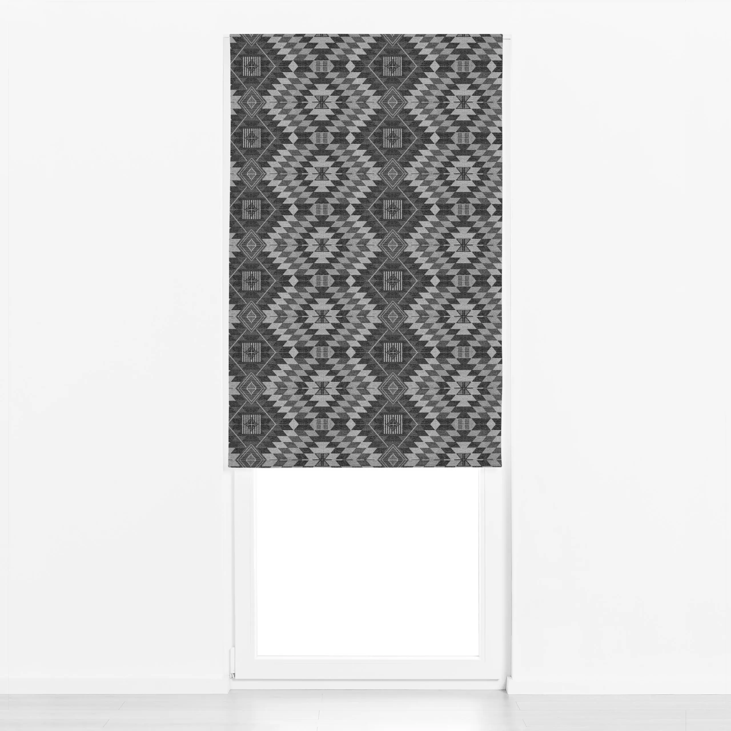 Raffrollo Geometric Kilim Grey - Symbole & Muster - von „BOUDOIR BOBO"; Muster, grau, Geometrisch, dunkelgrau, rauten, Raute...