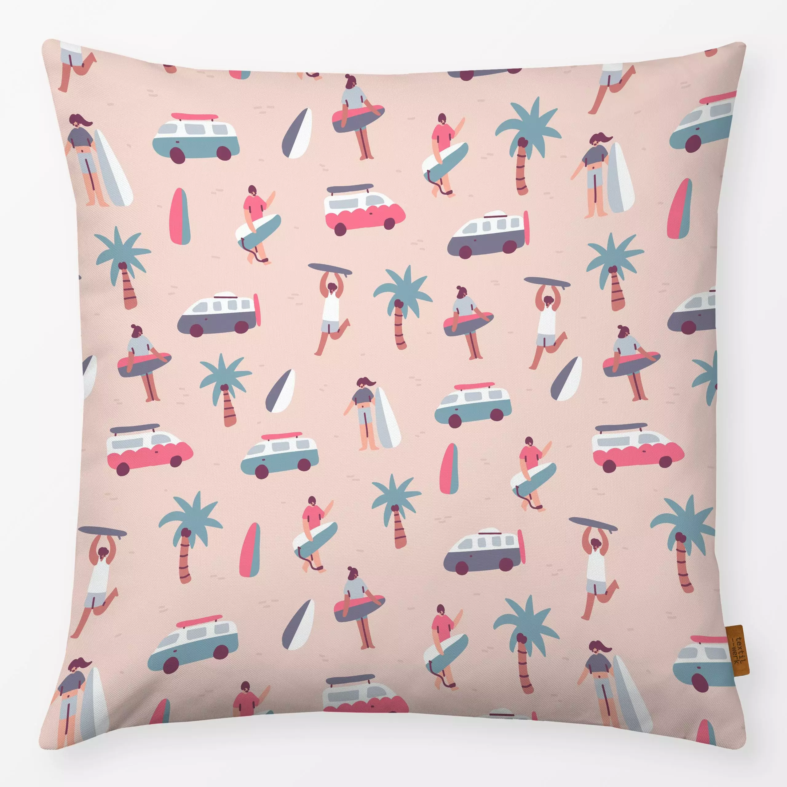 Kissen Surfers at the Beach - Sommer - von „Sara Maese"; Surfen, Sommer, summer, pattern, surf, surfer