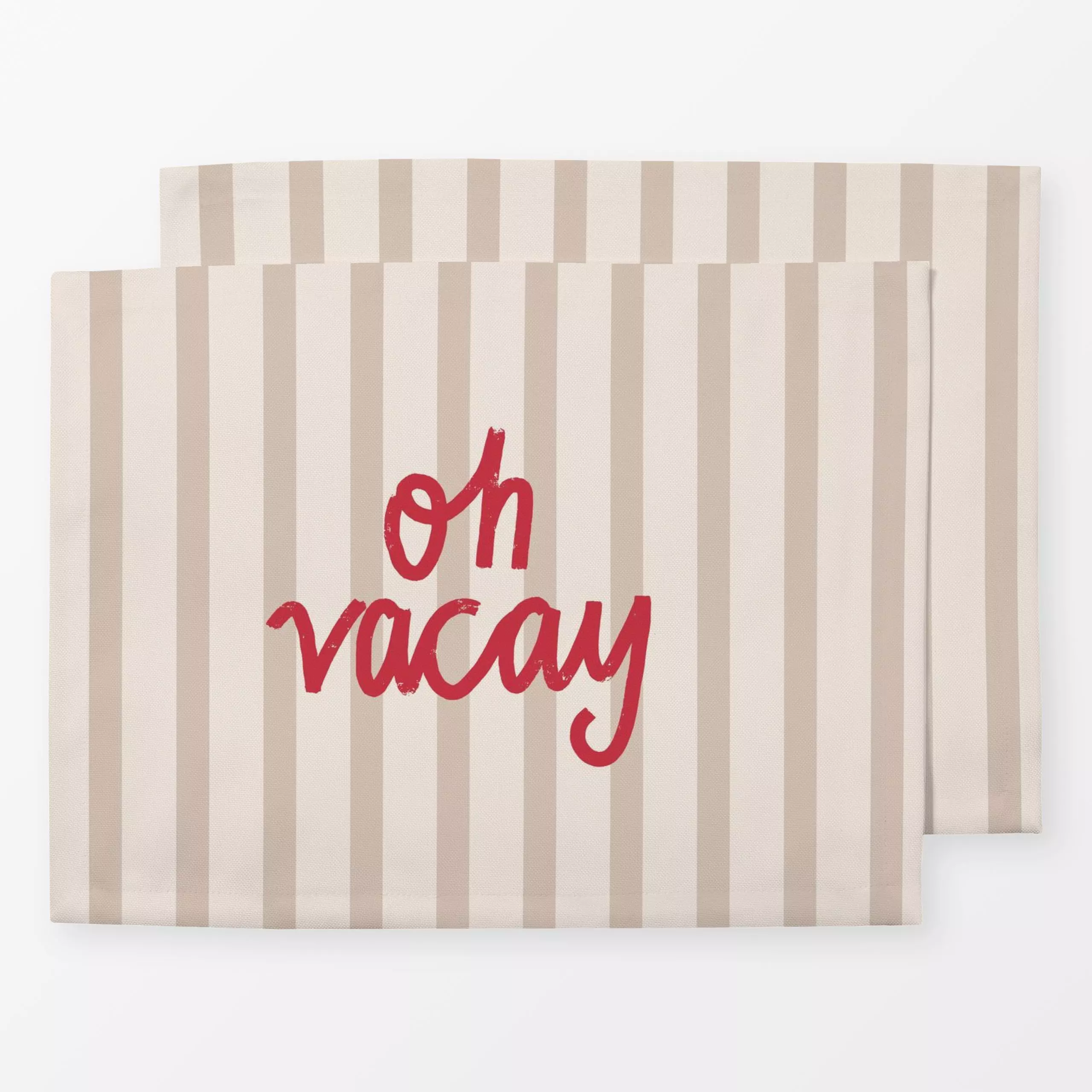Tischset Oh Vacay Stripes - Sprüche & Schriftzüge - von „Kruth Design"; Streifen, Meer, beige, Sommer, Urlaub, spruch, Spruc...