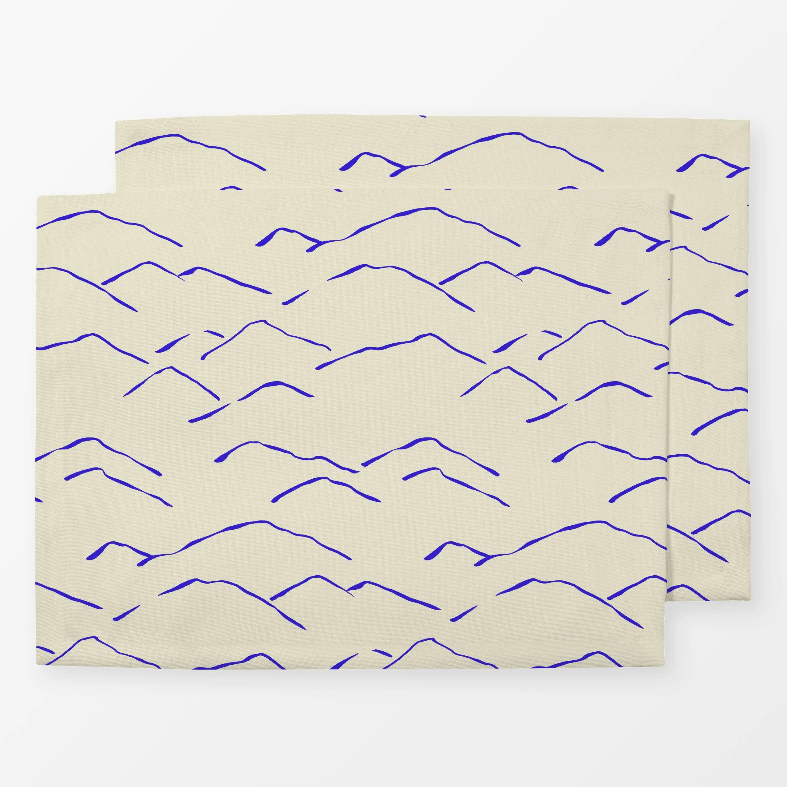 Tischset Mountain Panorama - Natur & Landschaft, Symbole & Muster - von „Julia Schumacher"; hills, Horizont, Mountain, patag...