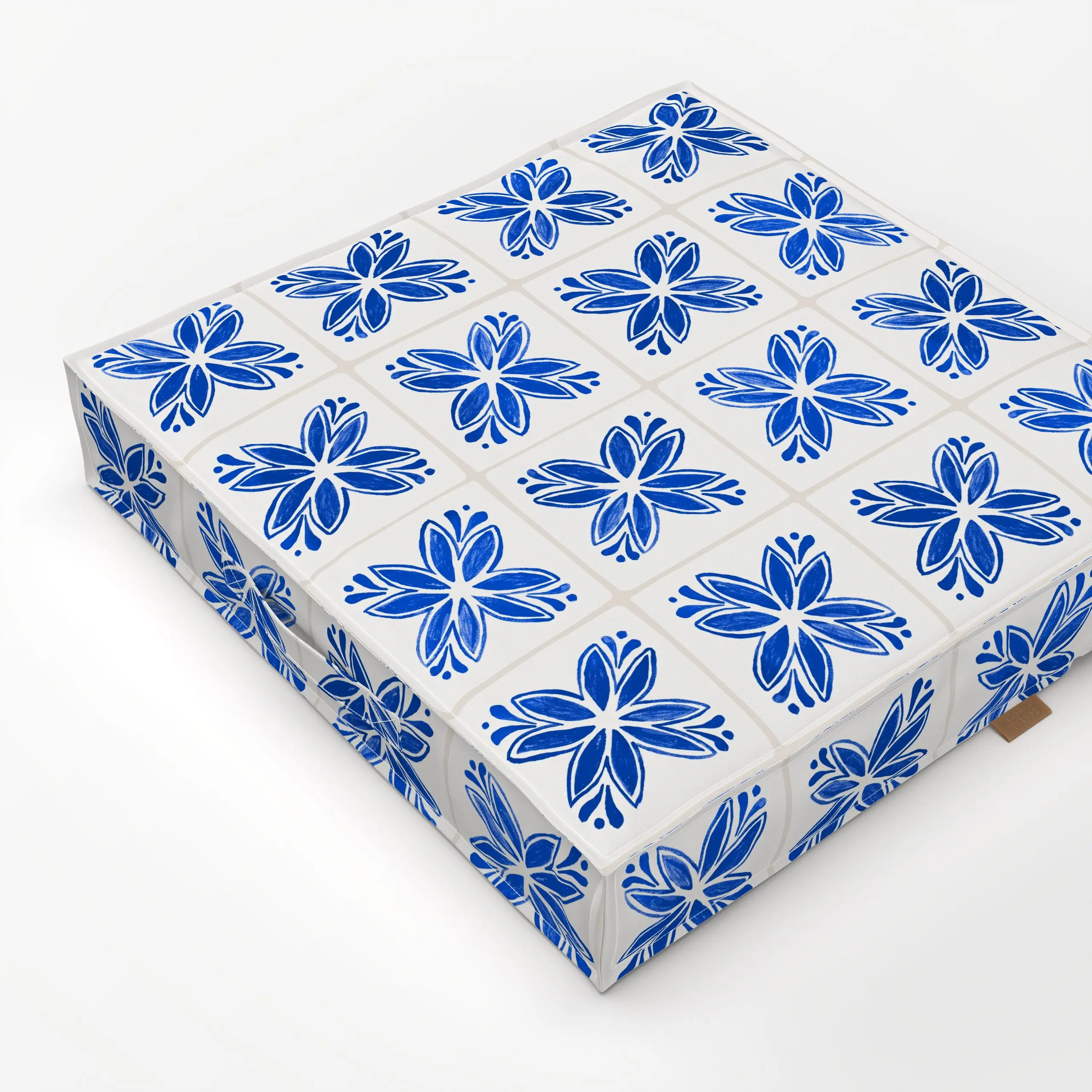 Bodenkissen Azulejo Pattern 7 blau - Blumen & Florales, Sommer, Symbole & Muster - von „Karen Menzenbach"; Aquarell, Blumen,...