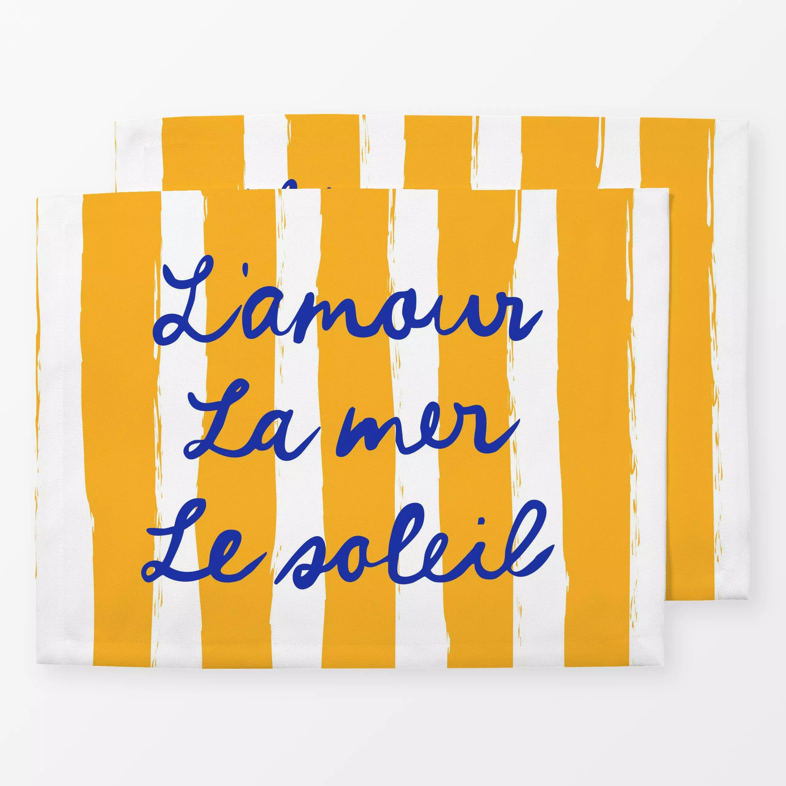 Tischset L'amour La mer Le soleil - Sommer, Sprüche & Schriftzüge, Symbole & Muster - von „moDeern Design Studio"; Streifen,...