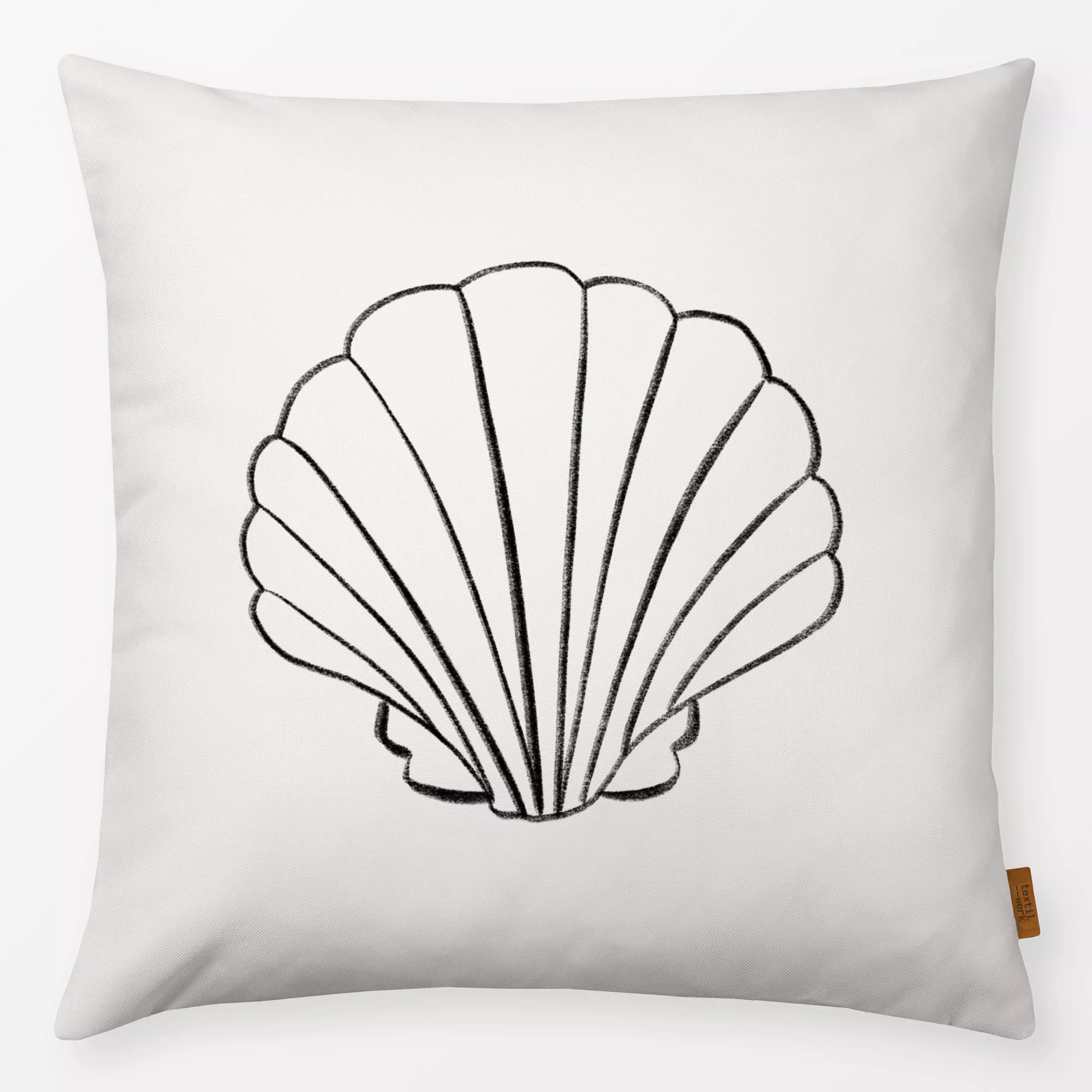 Kissen Muschel beige - Natur & Landschaft, Sommer - von „Kruth Design"; Sommerblumen, Meer, Strand, Sommer, pool, Muscheln, ...