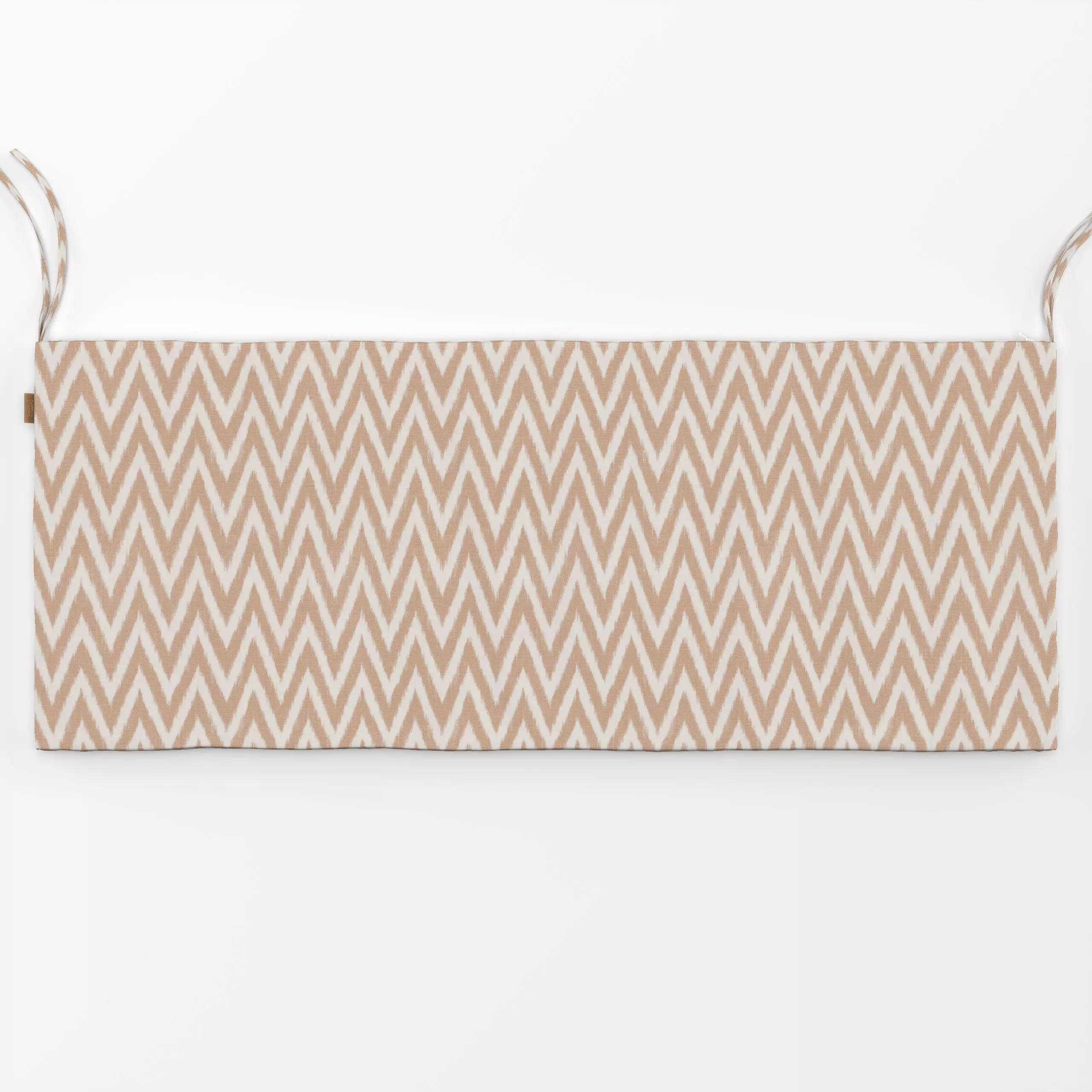 Bankauflage Zigzag Ikat Dark Beige - Symbole & Muster, Reise - von „Studio Kesse"; marrakesch, marrokko, boho, Streifen, bei...