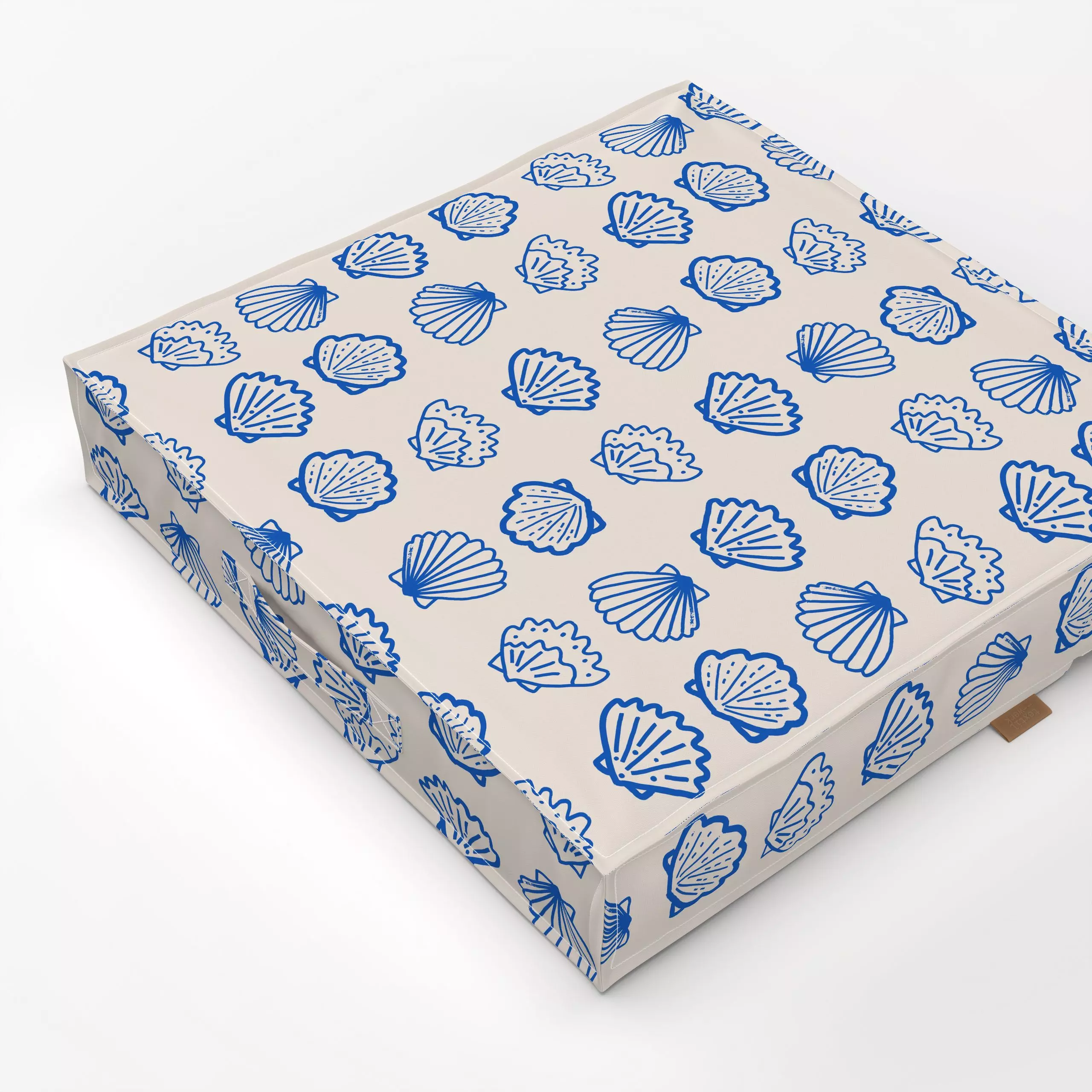 Bodenkissen Allover Shells - Natur & Landschaft, Sommer - von „Kruth Design"; Kissen, Garten, Meer, Strand, beige, Sommer, b...