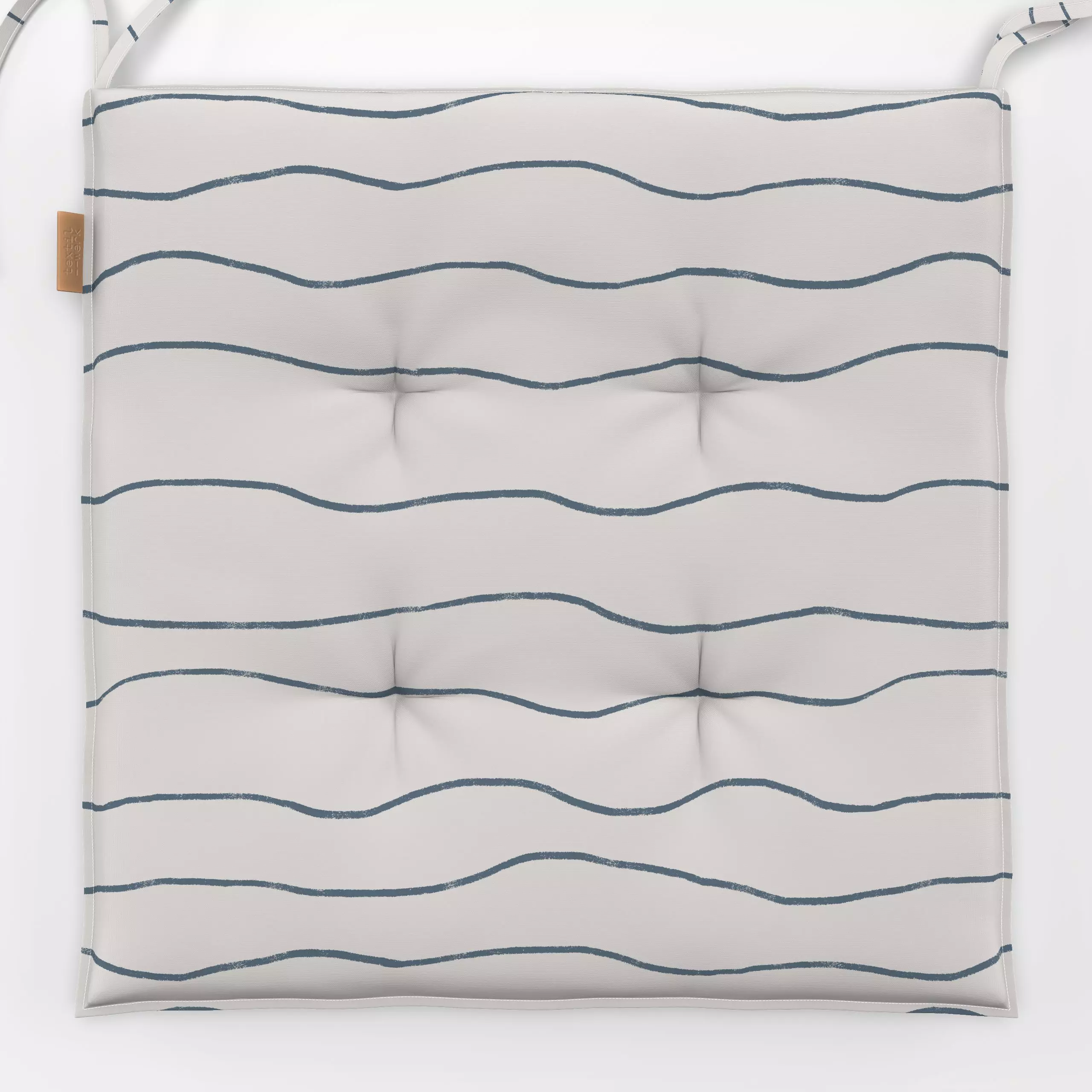 Sitzkissen Wasser Graublau Hell - Symbole & Muster - von „textilwerk x hejmelig"; beige, blau, wellen, hejmelig, sommerhus, ...