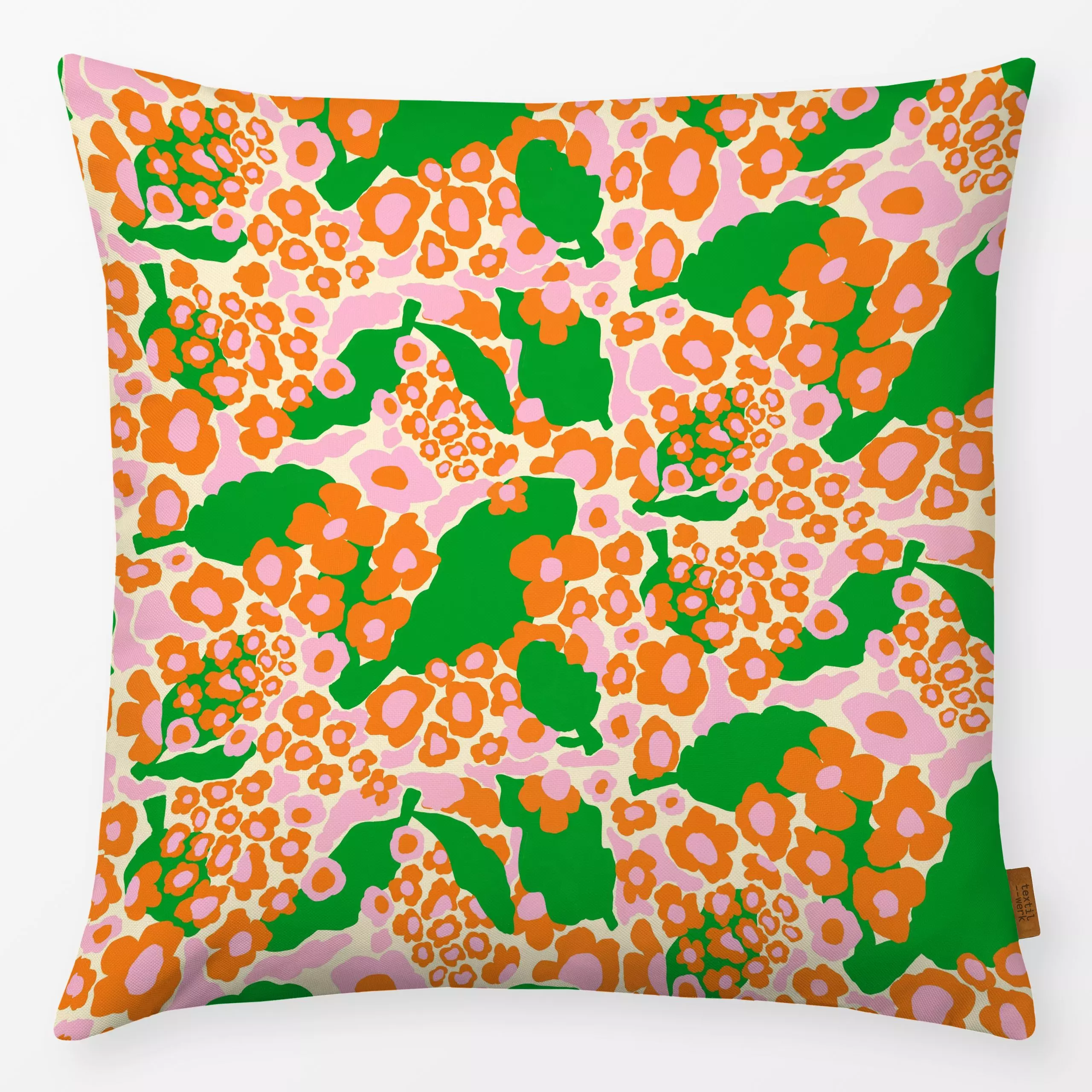 Kissen Wilde Frühlingswiese - Blumen & Florales, Symbole & Muster - von „Ursula Tücks"; Blumen, Blüten, Wildblumen, Orange, ...