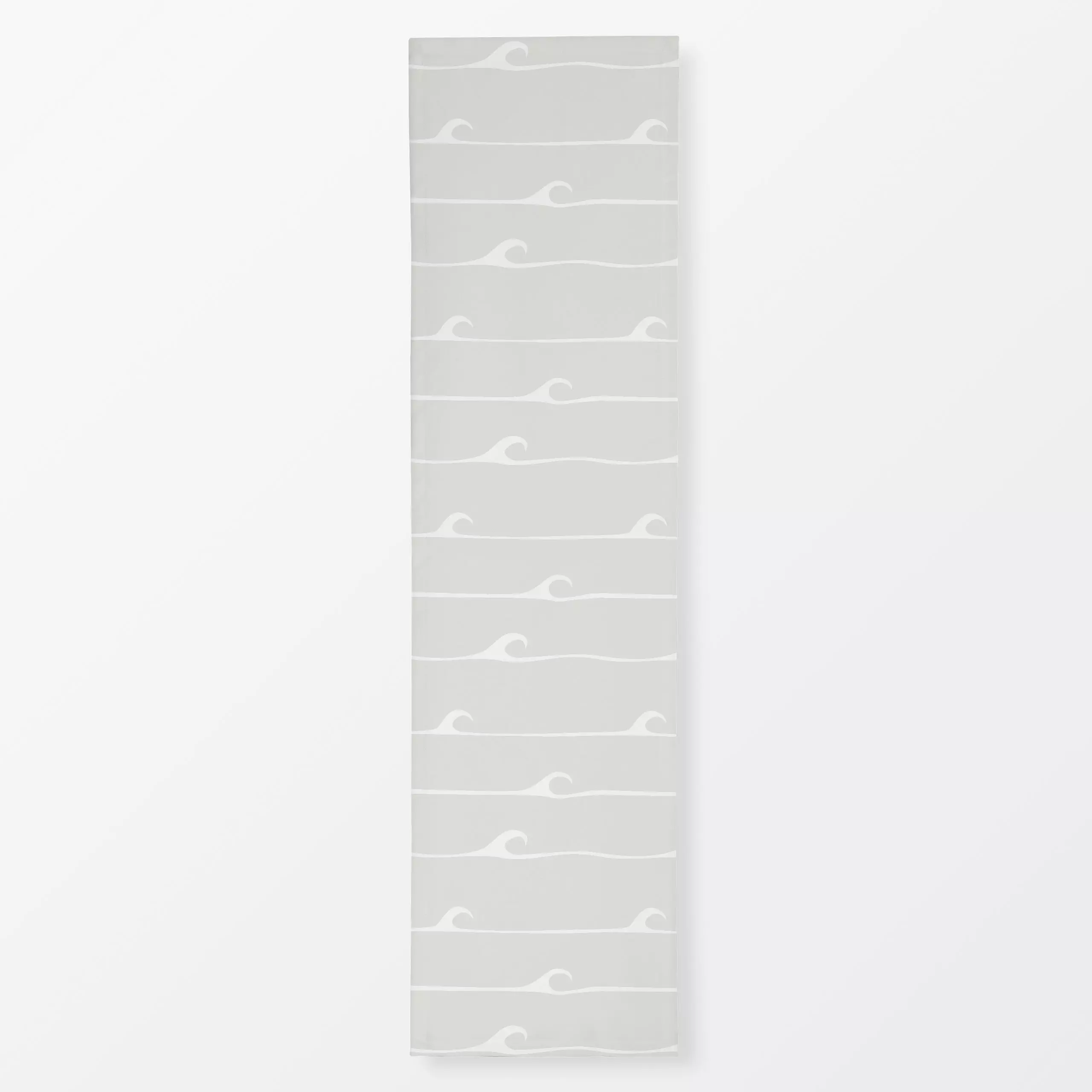 Tischläufer Wellen Sand - Sommer, Symbole & Muster - von „Katrin Graff"; minimal, Wasser, creme, Meer, Surfen, Sommer, welle...