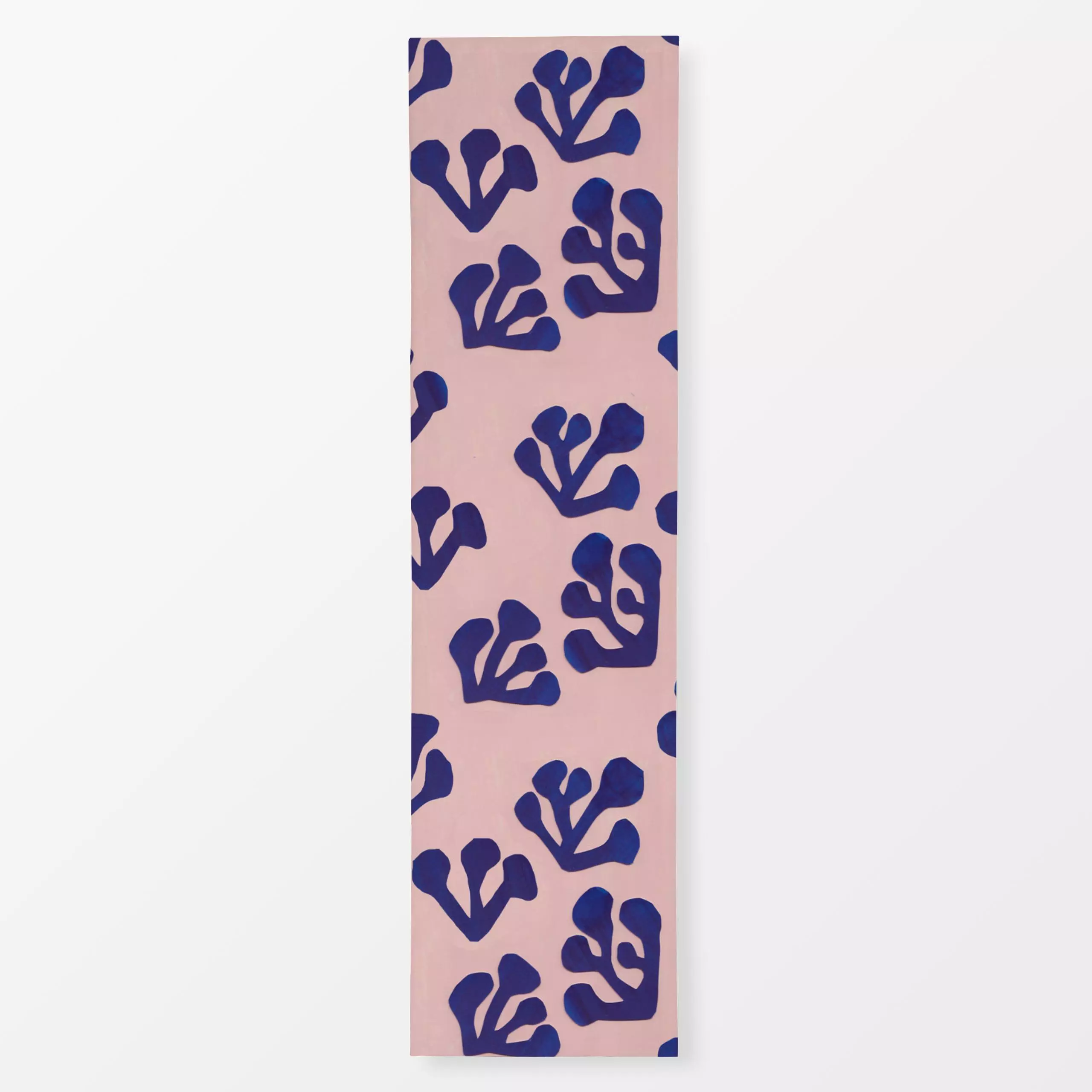 Tischläufer Seaweed Blue and Blush - Blumen & Florales, Sommer, Pflanzen & Botanik - von „Iris Knabenschuh Textildesign"; Pf...