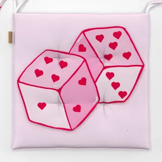 Sitzkissen Lucky Me - Würfel Pink Herzen