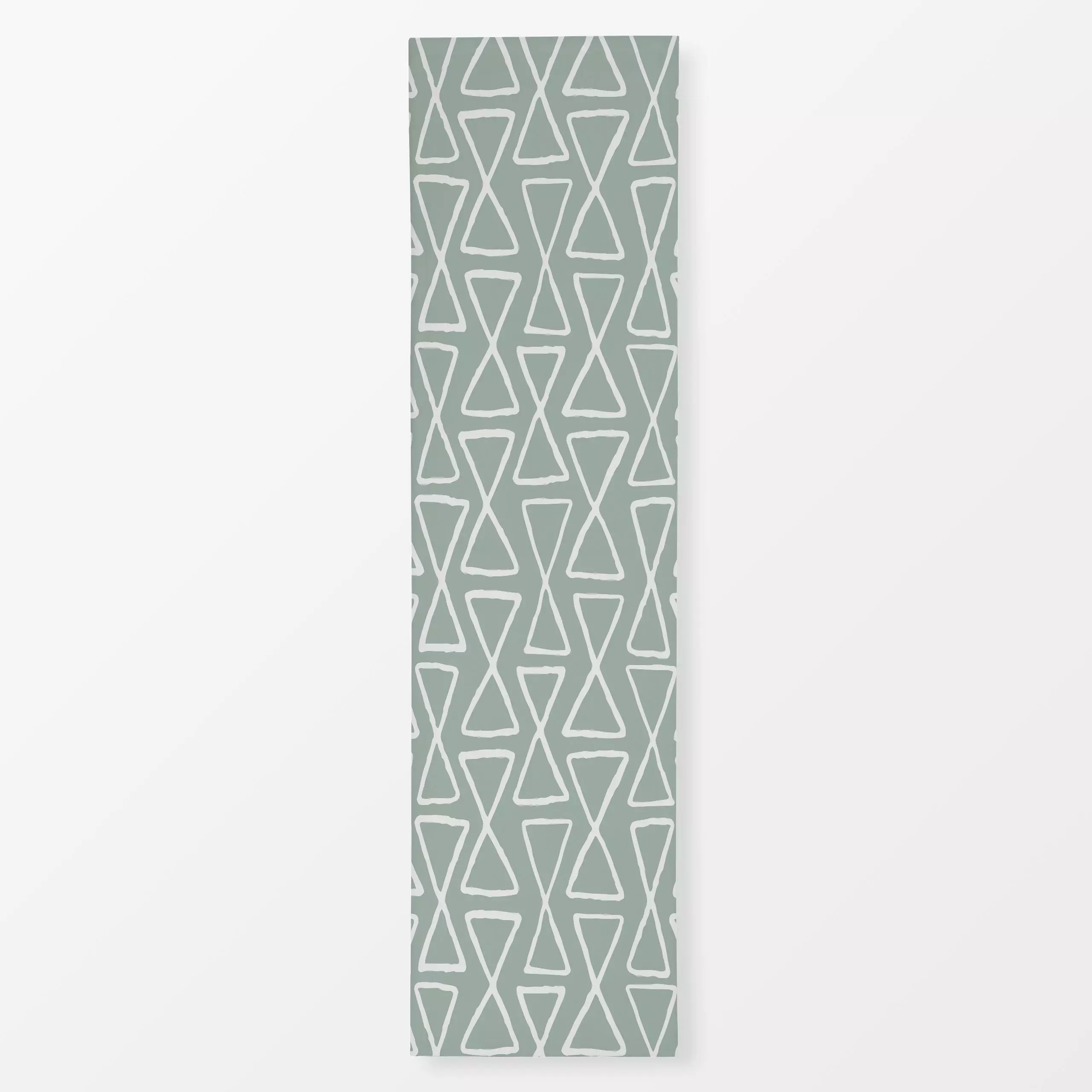 Tischläufer Hourglass Naturals Grün - Winter, Symbole & Muster - von „Kathrin Woo"; Muster, minimal, abstrakt, skandinavisch...