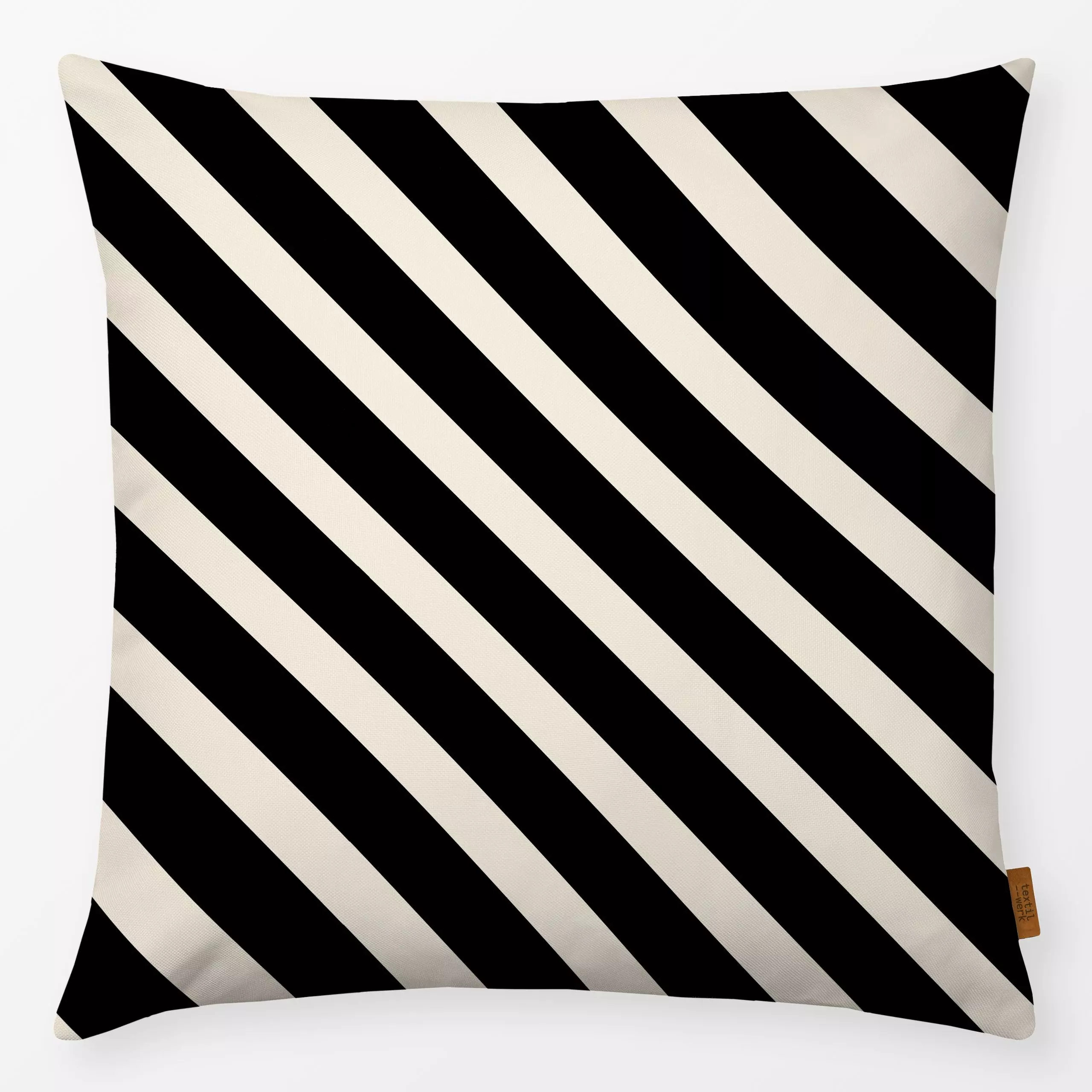 Kissen Stripes diagonal small black - Symbole & Muster - von „Studio ROSAGRAU"; schwarz, Linien, outdoor, StudioROSAGRAU, St...