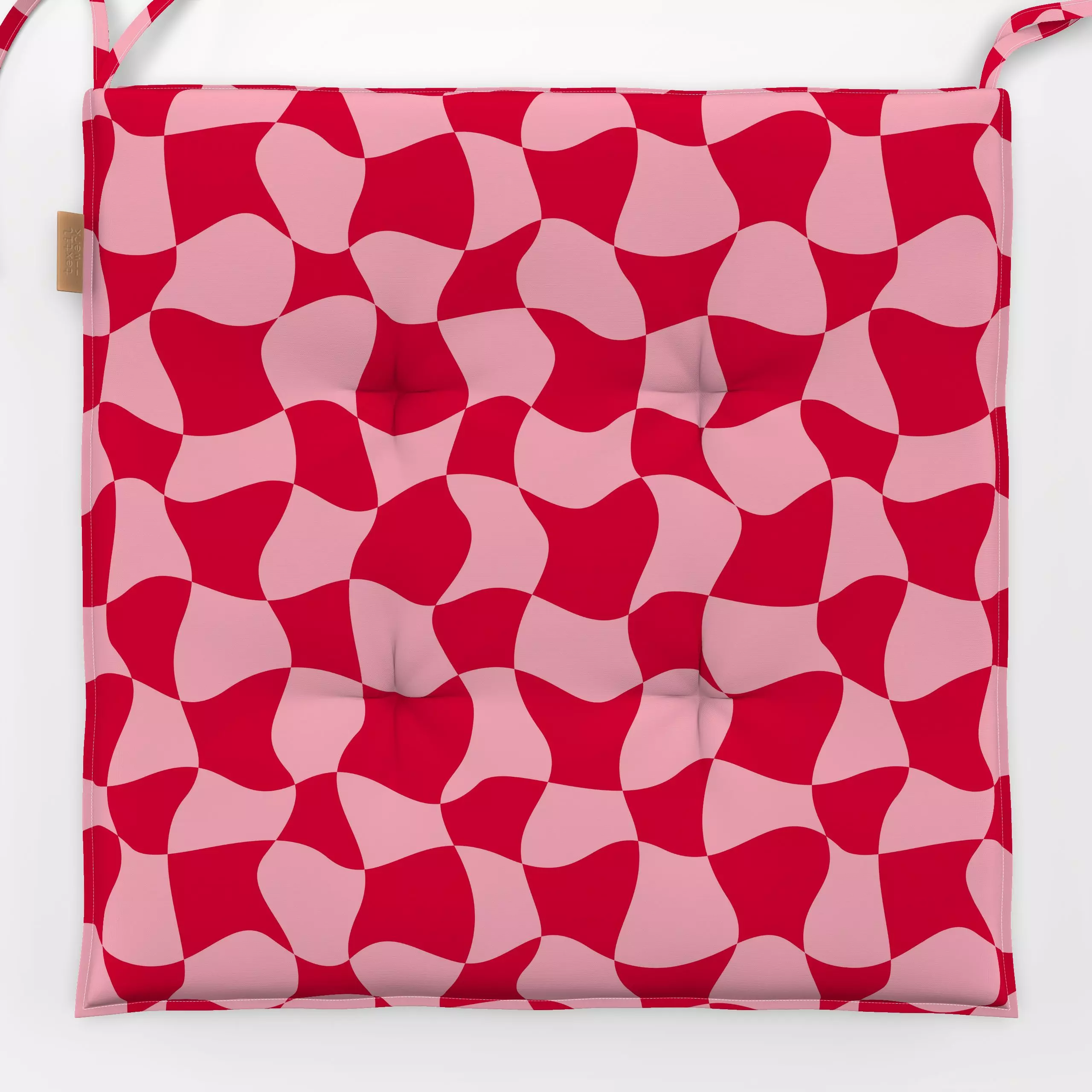 Sitzkissen Wavy Red Chess Pattern - Symbole & Muster - von „Karen Menzenbach"; Muster, abstrakt, rosa, Sommer, wellen, Karo,...
