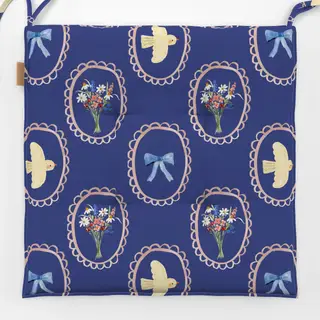 Sitzkissen Midsummer Blumen Schleife blau
