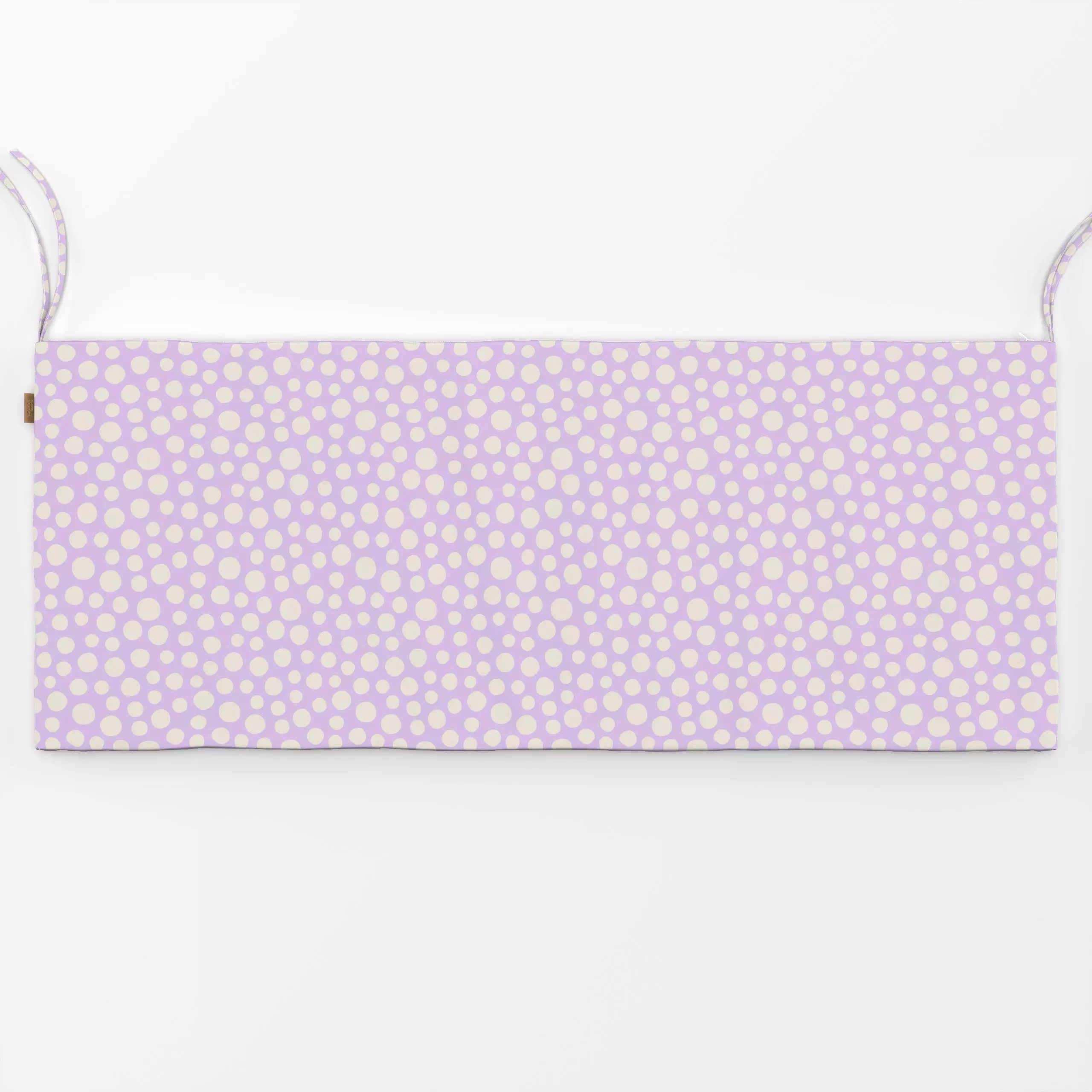 Bankauflage Happy Dots lilac white - Symbole & Muster - von „Karen Menzenbach"; Muster, Punkte, Kreise, Weiss, organisch, li...