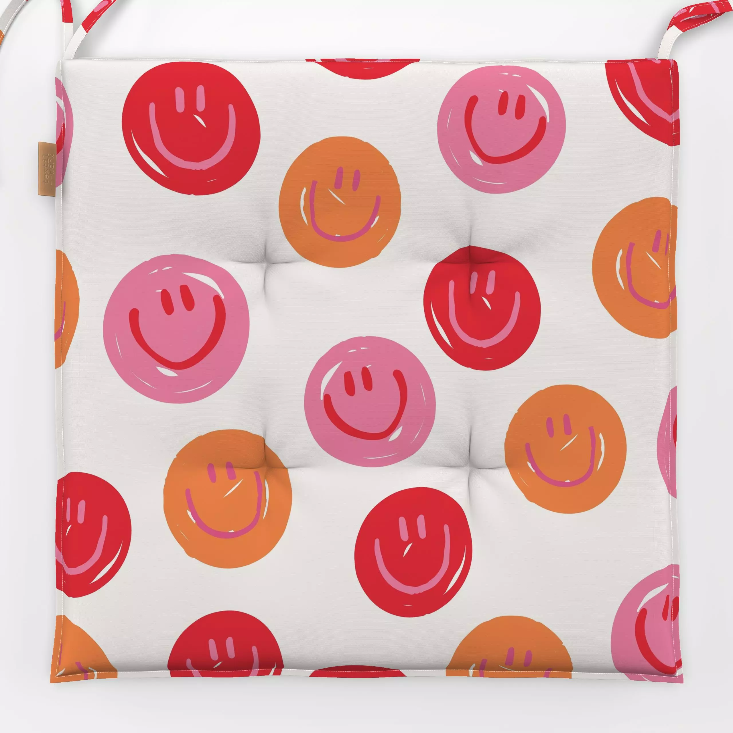 Sitzkissen Allover Smile Rosa - Symbole & Muster - von „Kruth Design"; Muster, Kinderzimmer, Lustig, Weihnachtsdeko, winterd...