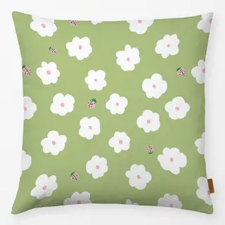 Kissen Blumen und Marienkäfer