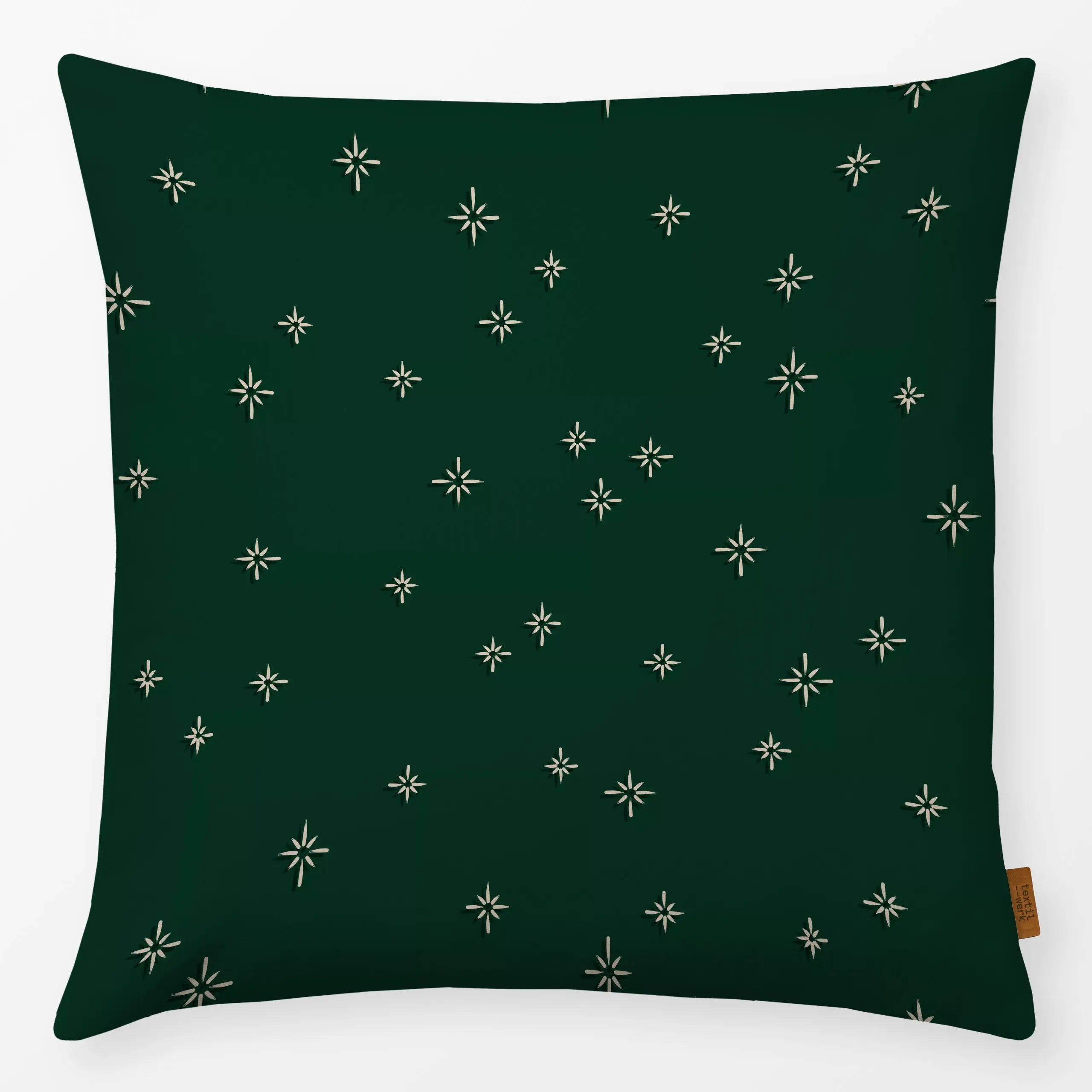 Kissen Sparkling Stars pine green - Weihnachten, Winter - von „Karen Menzenbach"; Muster, Sterne, Weihnachten, Winter, weihn...