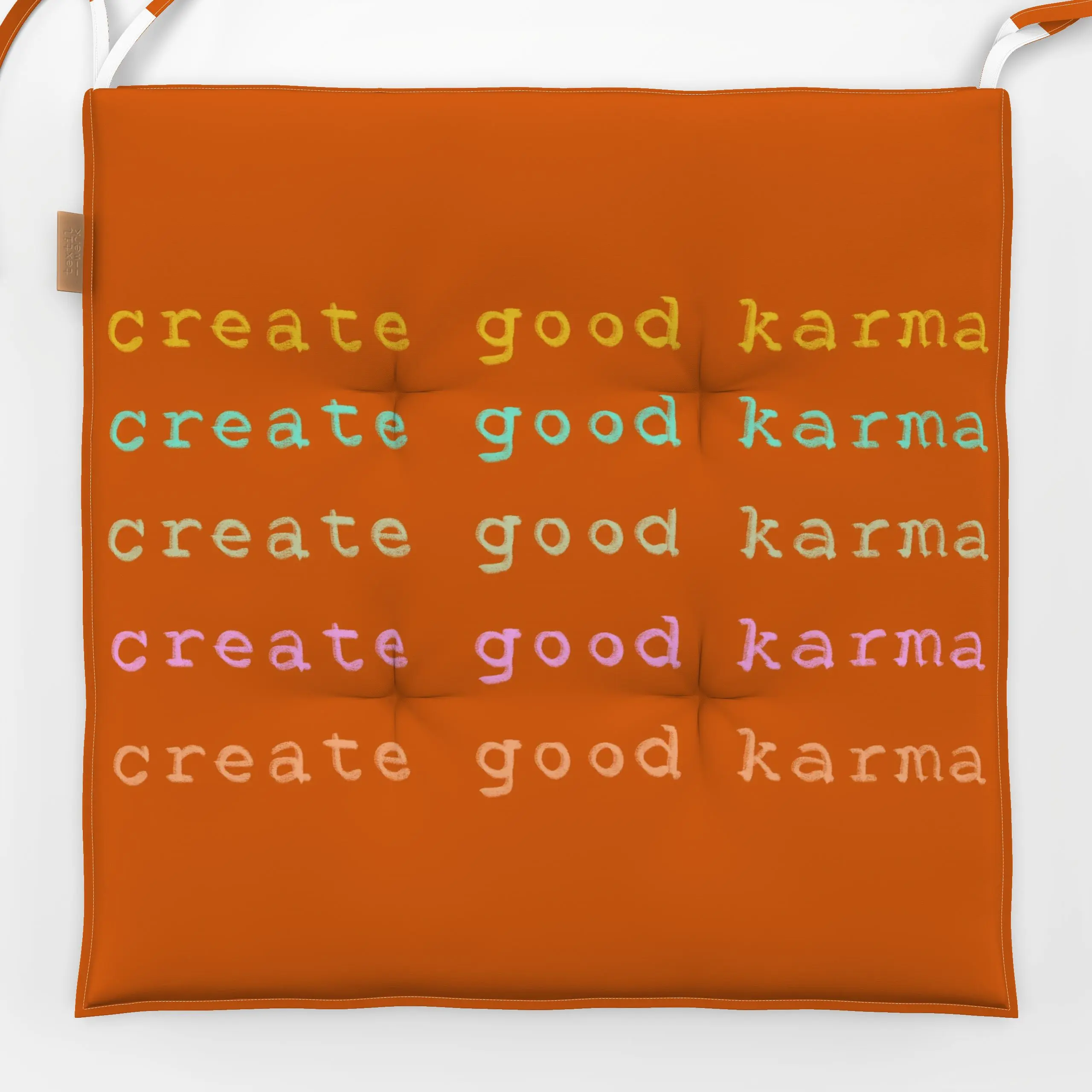 Sitzkissen Good Karma Terracotta - Sprüche & Schriftzüge - von „Sophie Augustin Illustration"; terracotta, mediterran, typog...