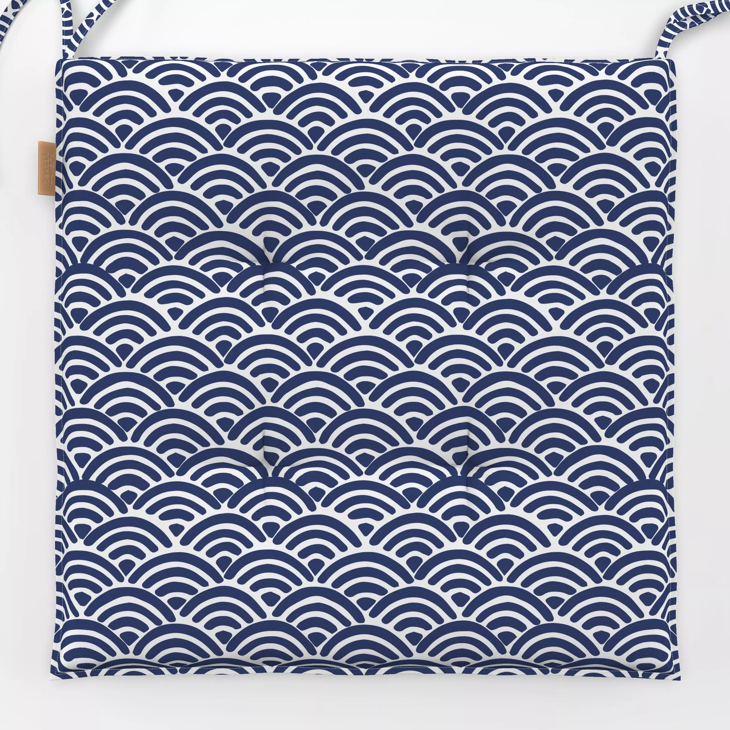 Sitzkissen Japanese Waves Weiss - Symbole & Muster - von „Anna Petersen"; Wasserfarben, Blaugrau, skandinavisch, Kissen, wel...