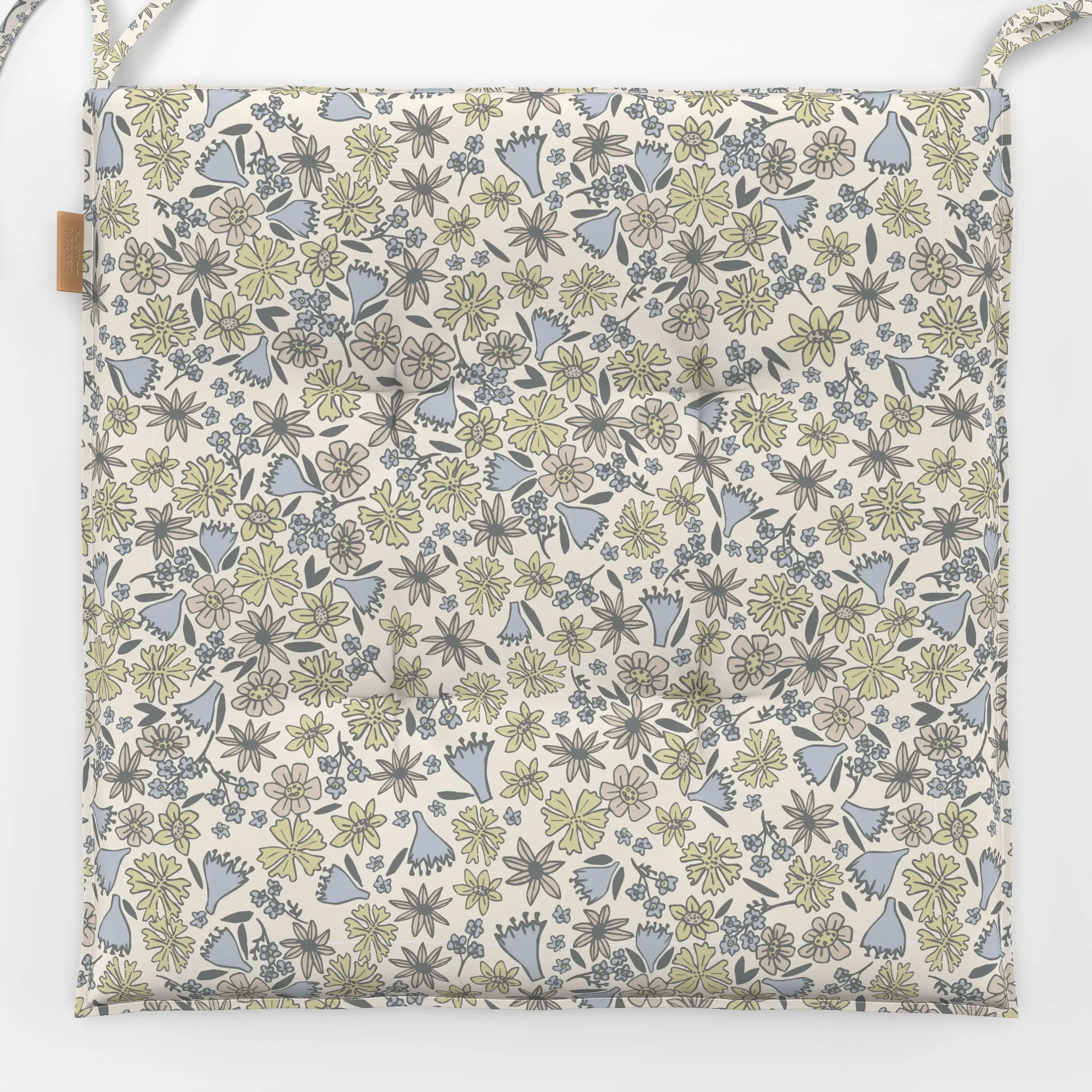 Sitzkissen Spring cottage flowers - Blumen & Florales, Frühling, Pflanzen & Botanik - von „Anna Petersen"; Blumen