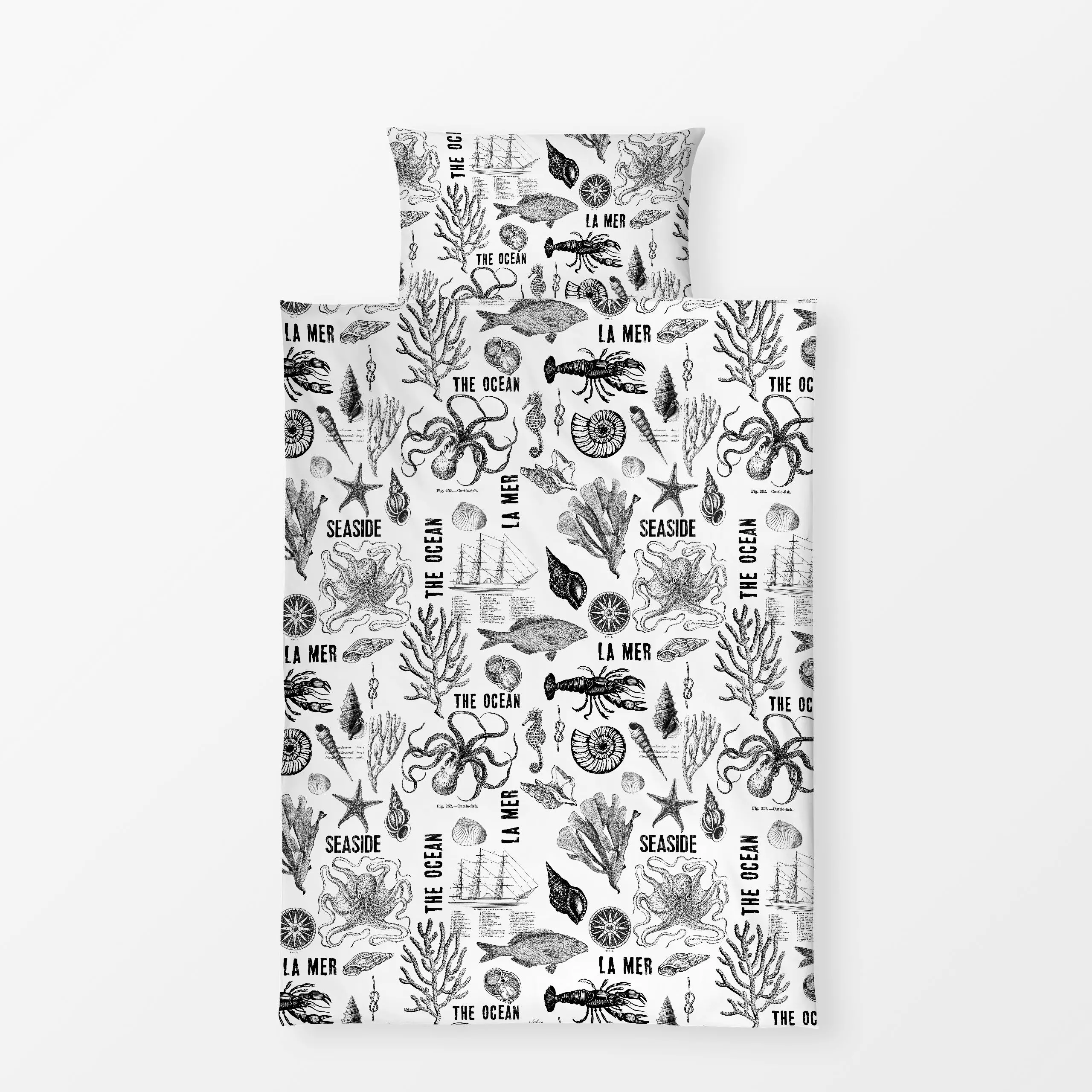 Bettwäsche At The Sea - Sommer - von „Andrea Haase"; Natur, Ozean, Meer, Fische, Sommer, maritim, Muscheln, Seestern, Octopu...