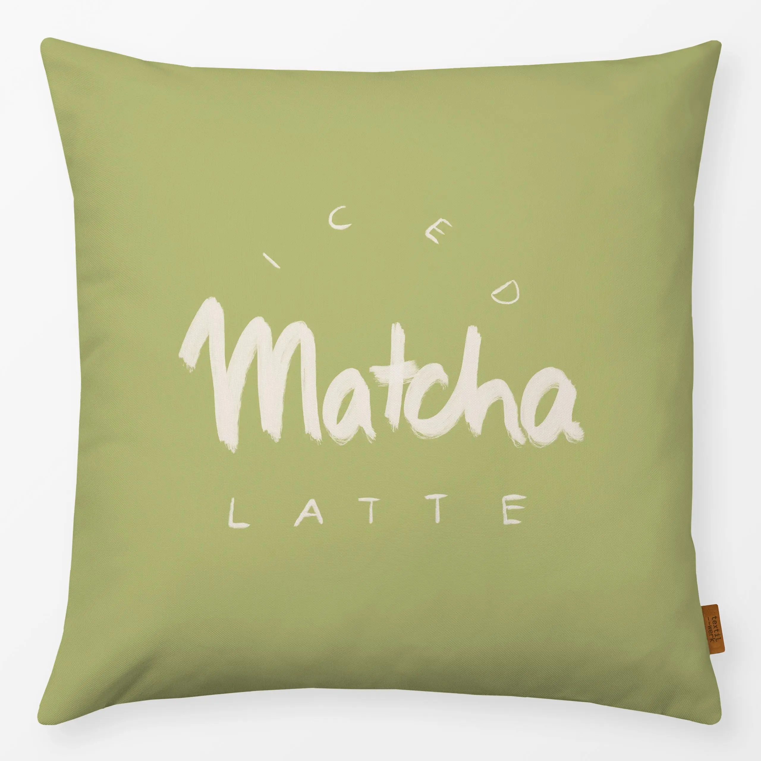 Kissen Iced Matcha Latte Typo - Küche, Essen & Trinken - von „Sophie Augustin Illustration"; typografie, Tee, teetrinken, te...